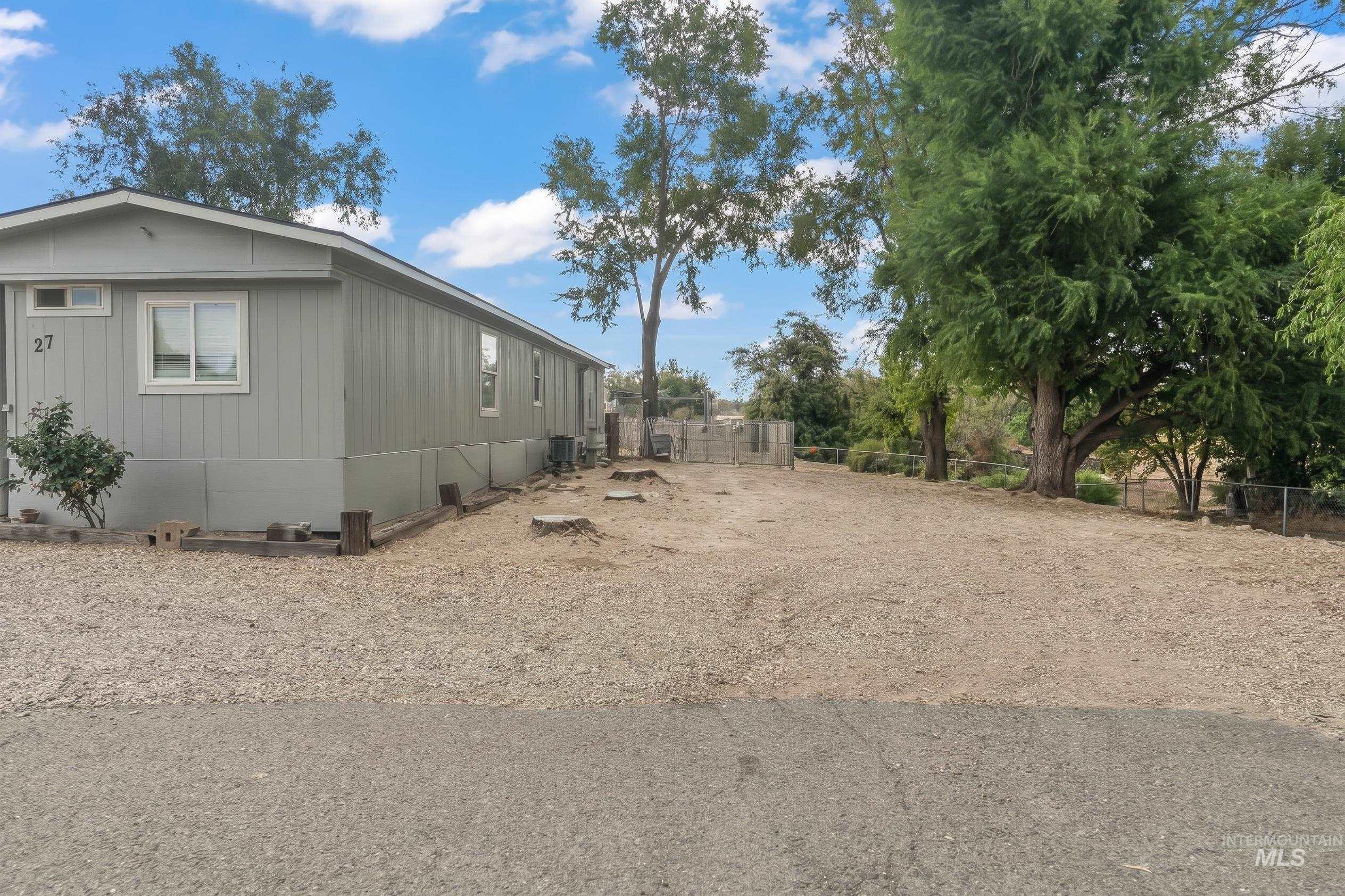 1108 3rd Ave N Property Photo 16