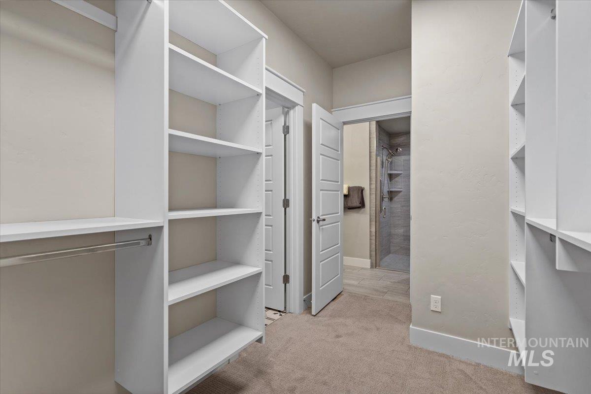 6136 N Vicenza Ln Property Photo 14