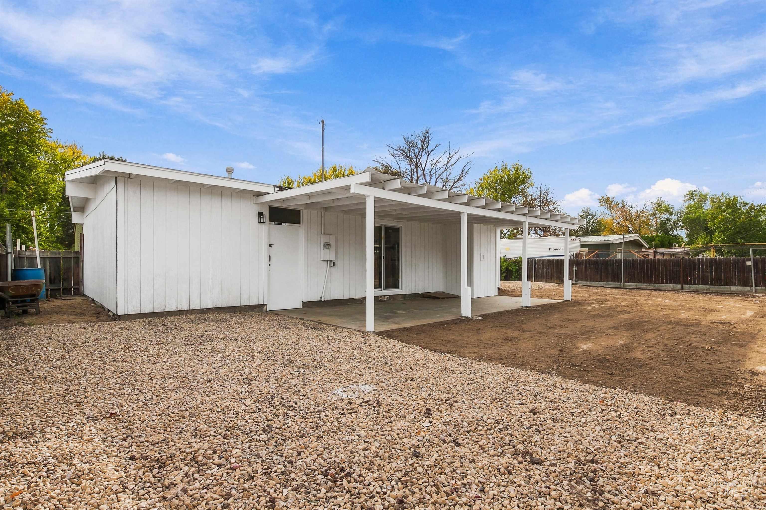 2904 W Malad St Property Photo 24