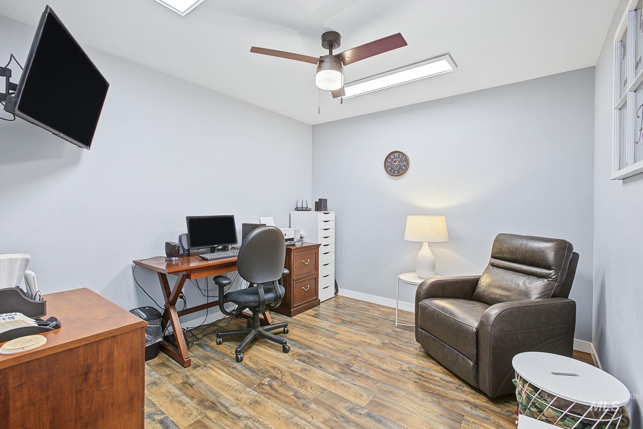 2933 Spruce Street Property Photo 19