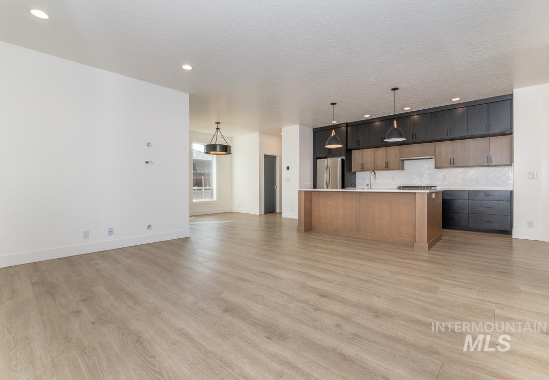 4314 W Clark Street Property Photo 10