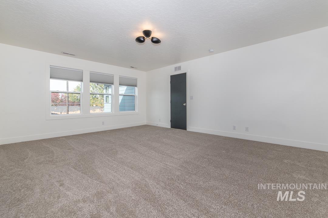4314 W Clark Street Property Photo 16