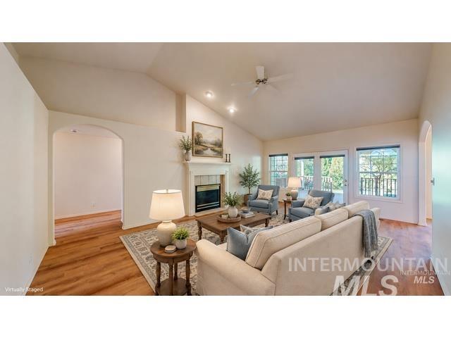 279 Buckingham Drive Property Photo 7