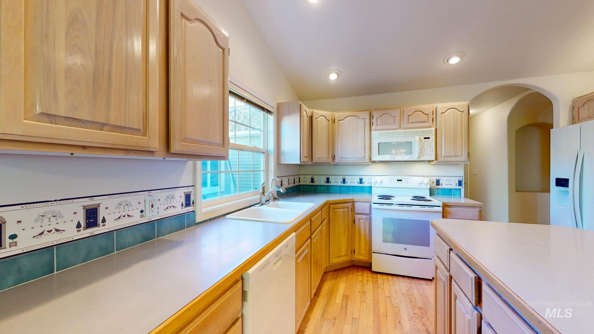 279 Buckingham Drive Property Photo 12
