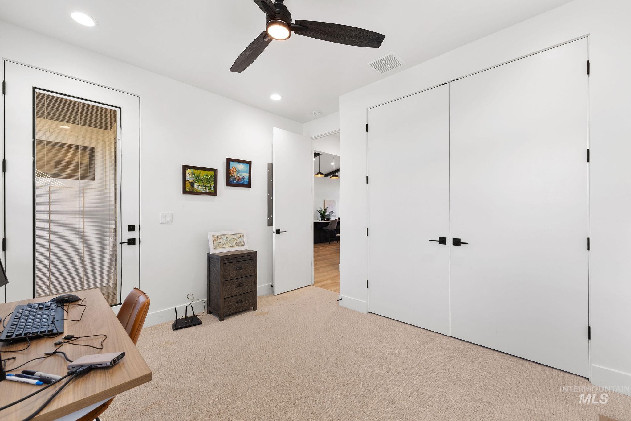 1125 Langford Way Property Photo 28