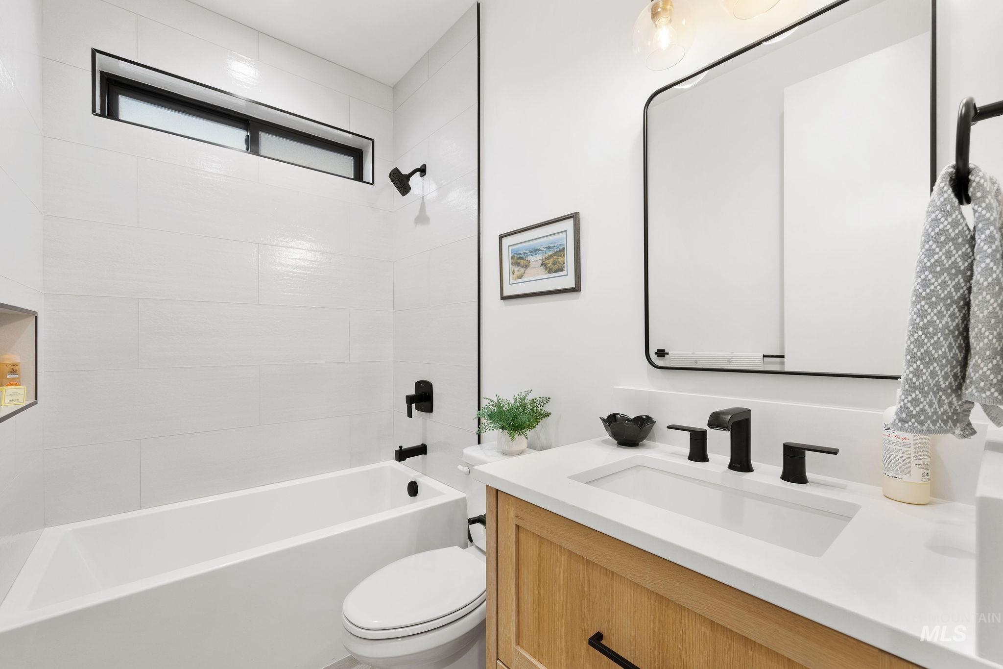 1125 Langford Way Property Photo 34