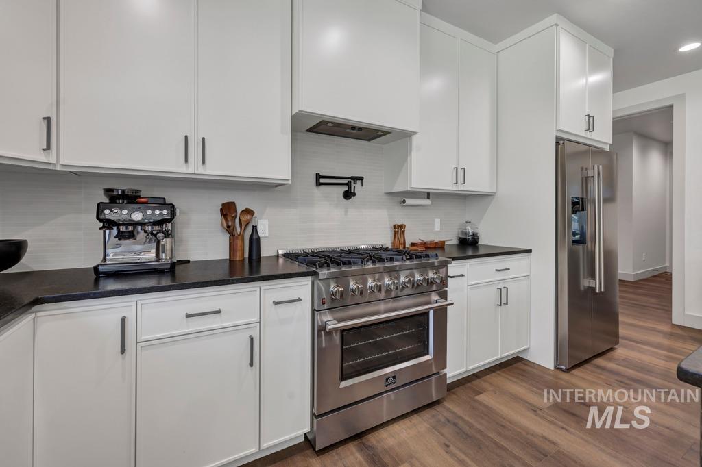 303 S 477 Ln W Property Photo 11
