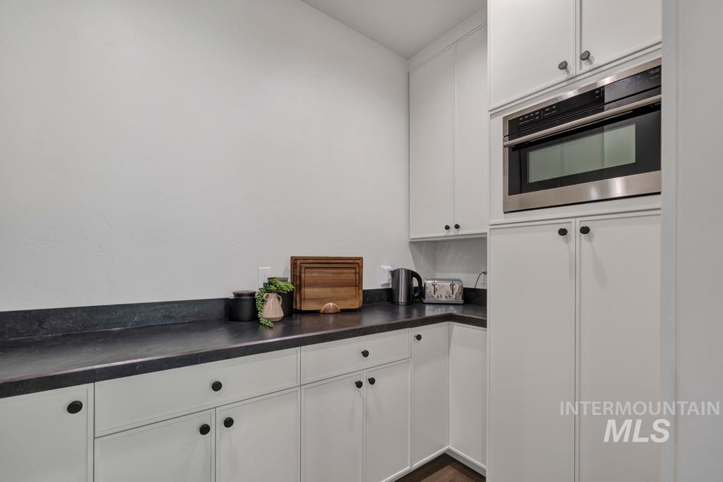 303 S 477 Ln W Property Photo 13