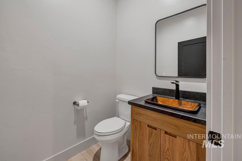 303 S 477 Ln W Property Photo 33