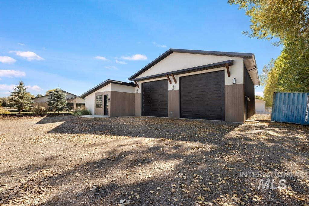 303 S 477 Ln W Property Photo 47