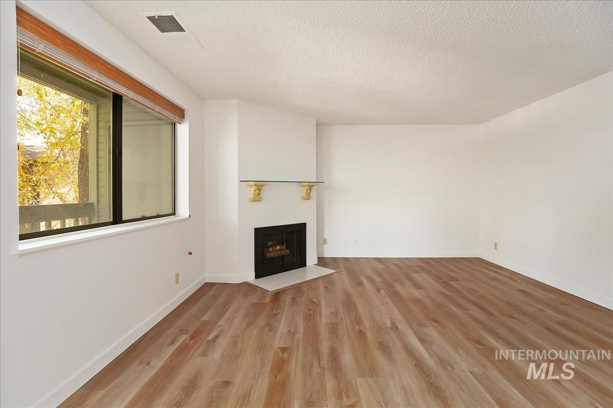 3719 S Gekeler Ln Property Photo 8