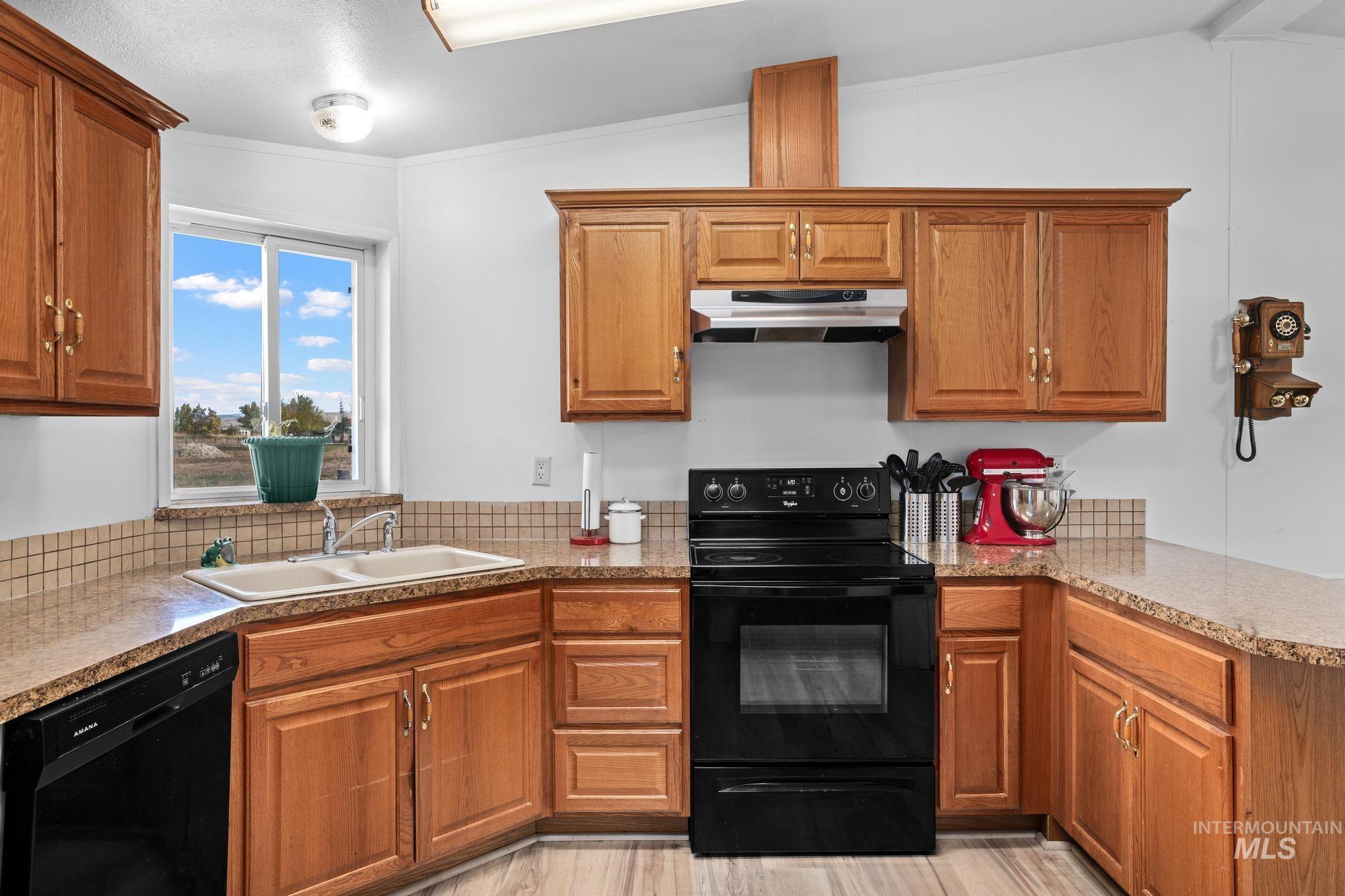 3777 S Mill Rd Property Photo 14
