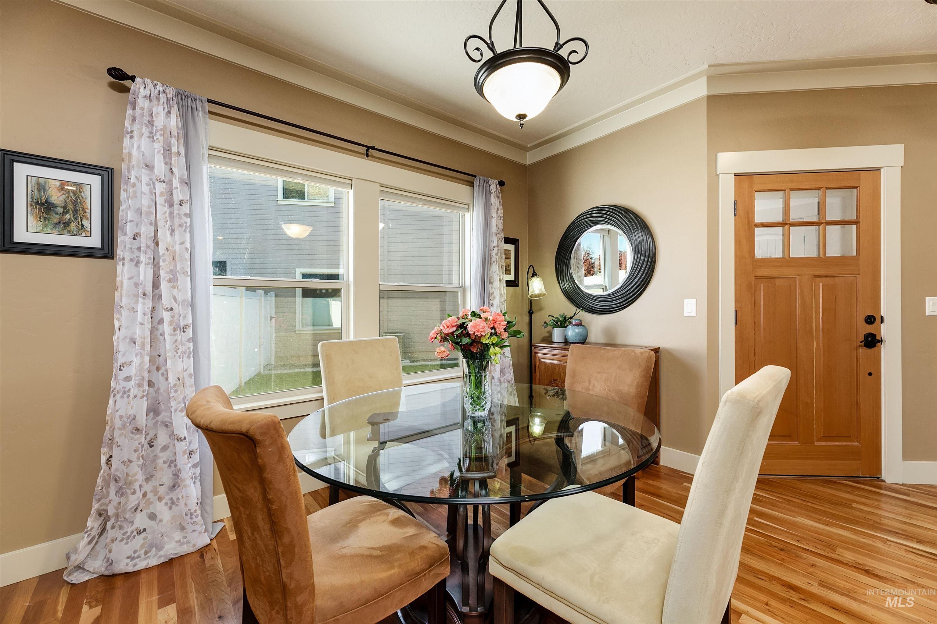2484 E Summer Dawn Property Photo 11