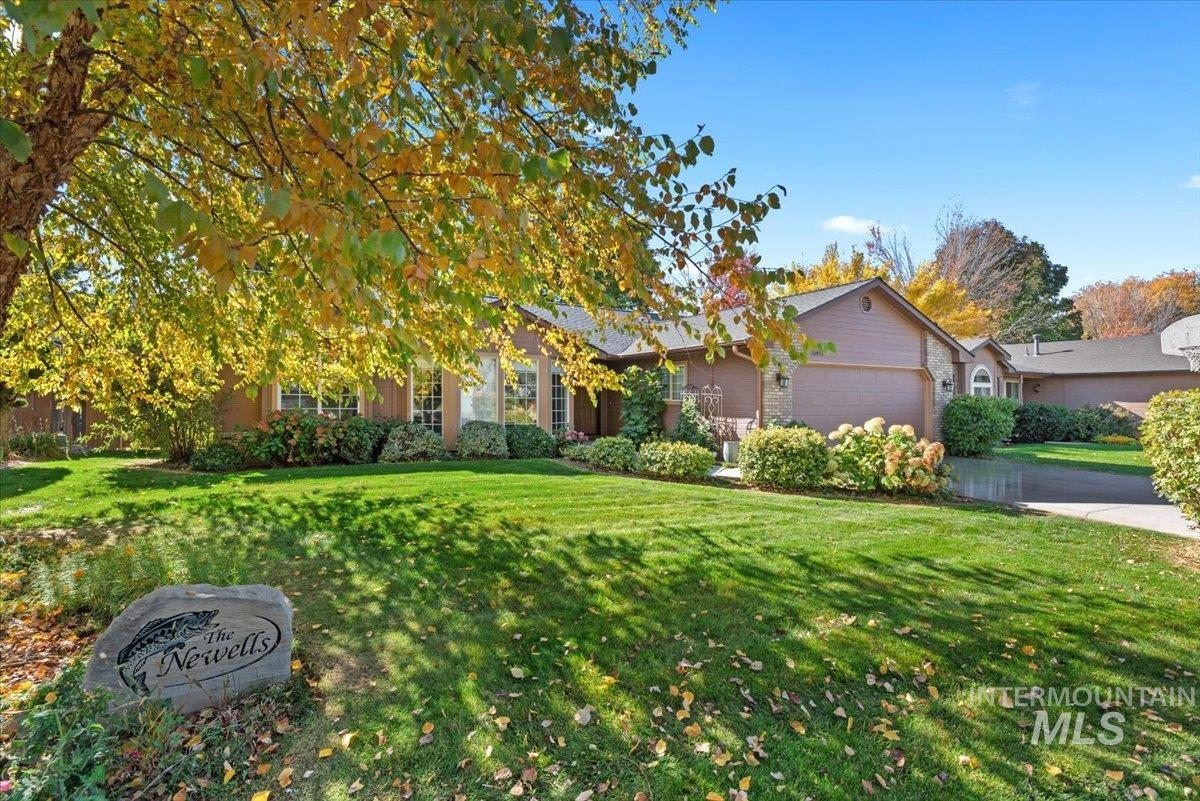 12493 W Driftwood Dr Property Photo 3