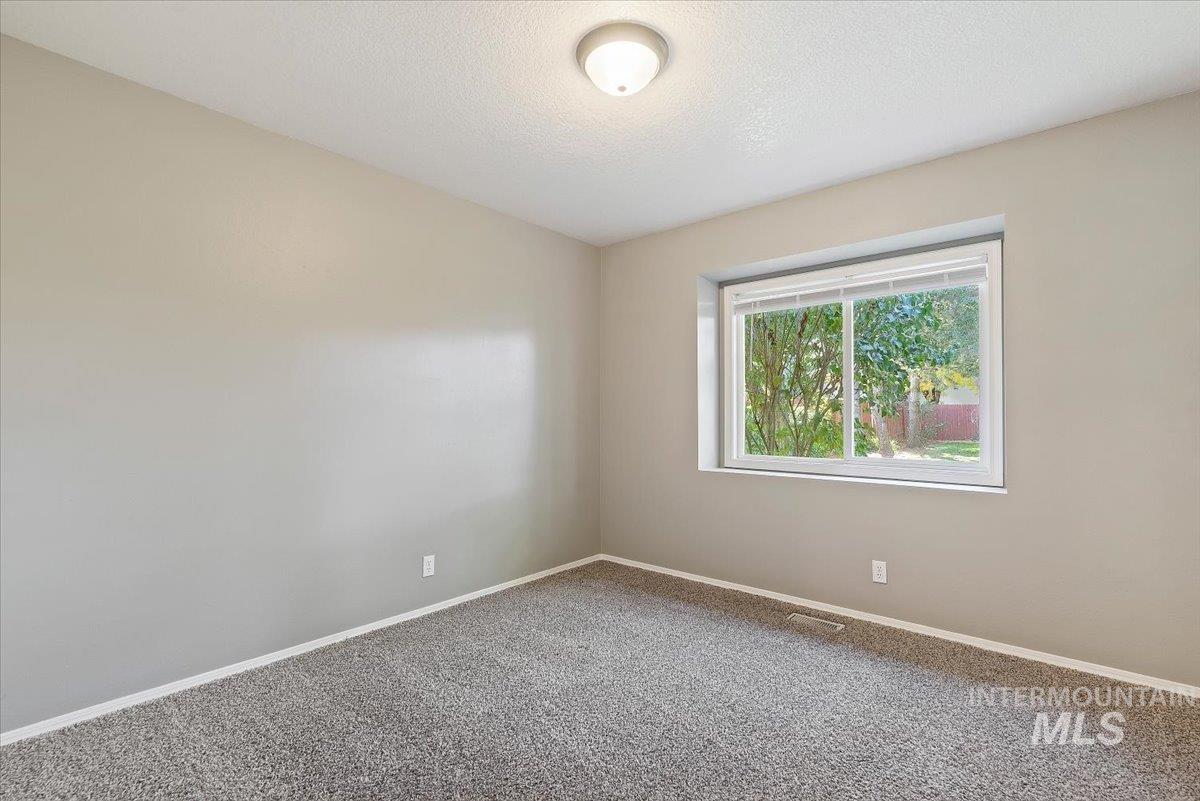 12493 W Driftwood Dr Property Photo 22