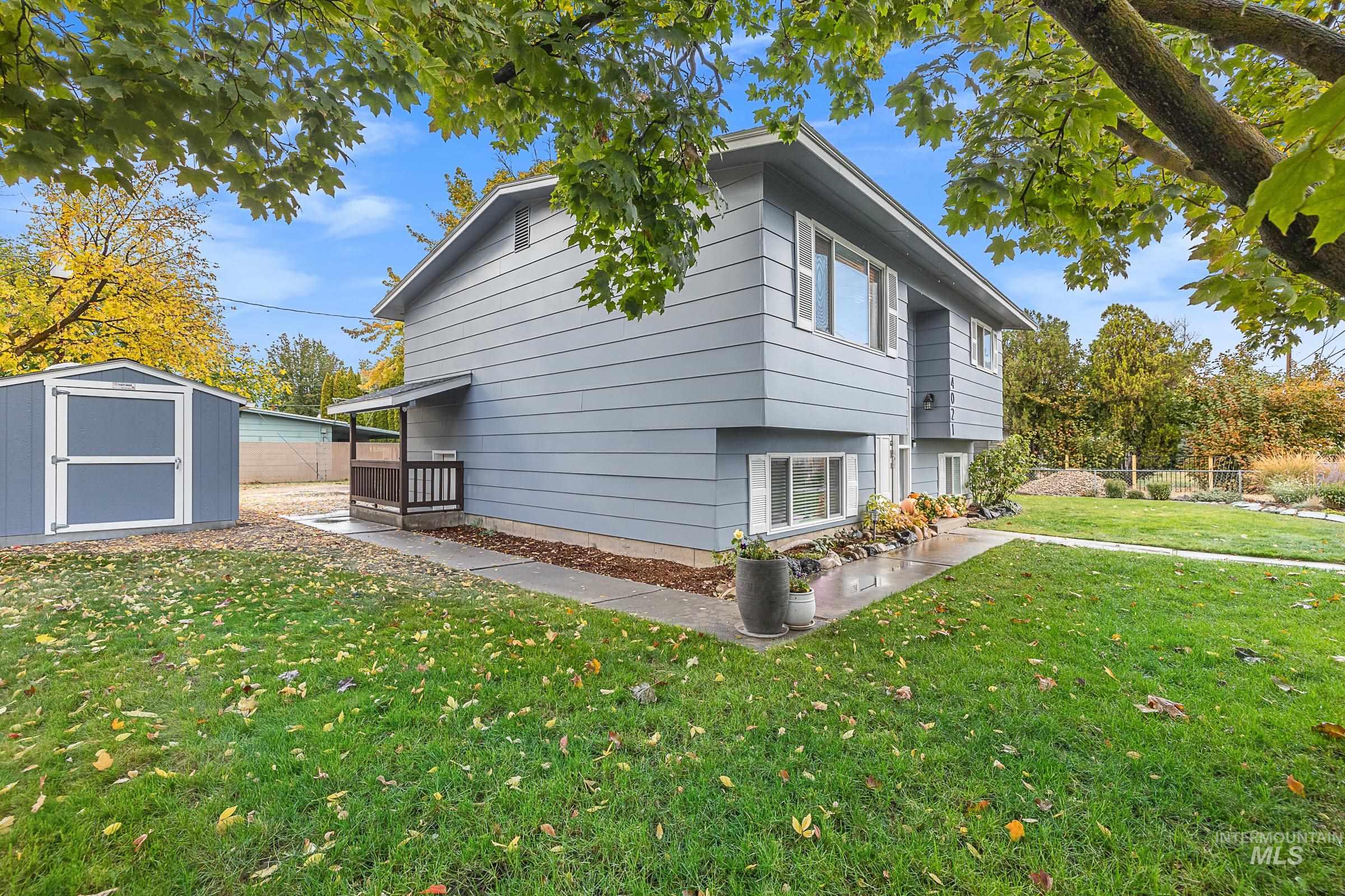 4021 N Milwaukee Street Property Photo 4