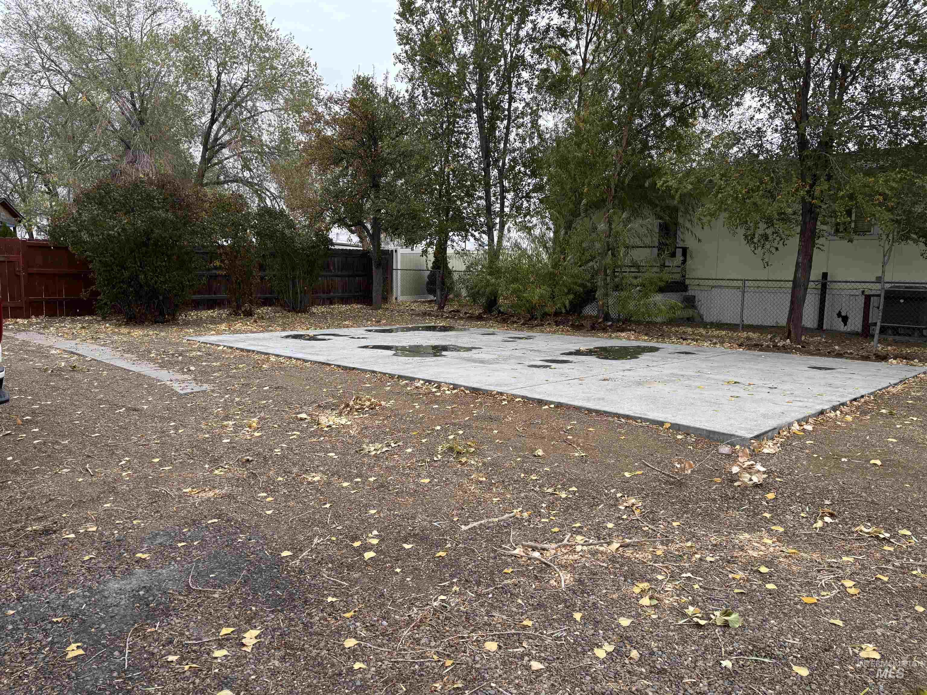 13719 Sw Truman St Property Photo 7