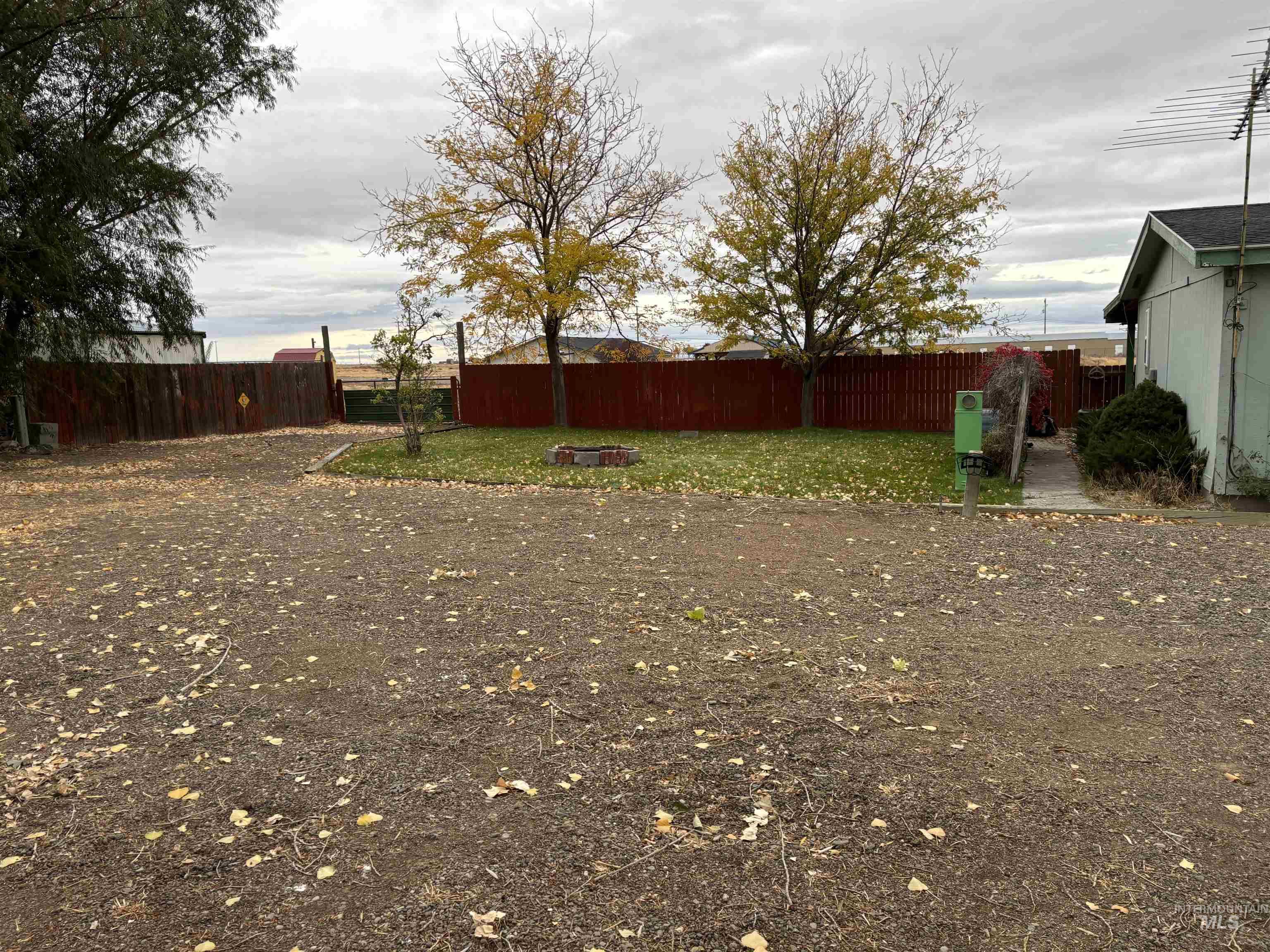 13719 Sw Truman St Property Photo 8