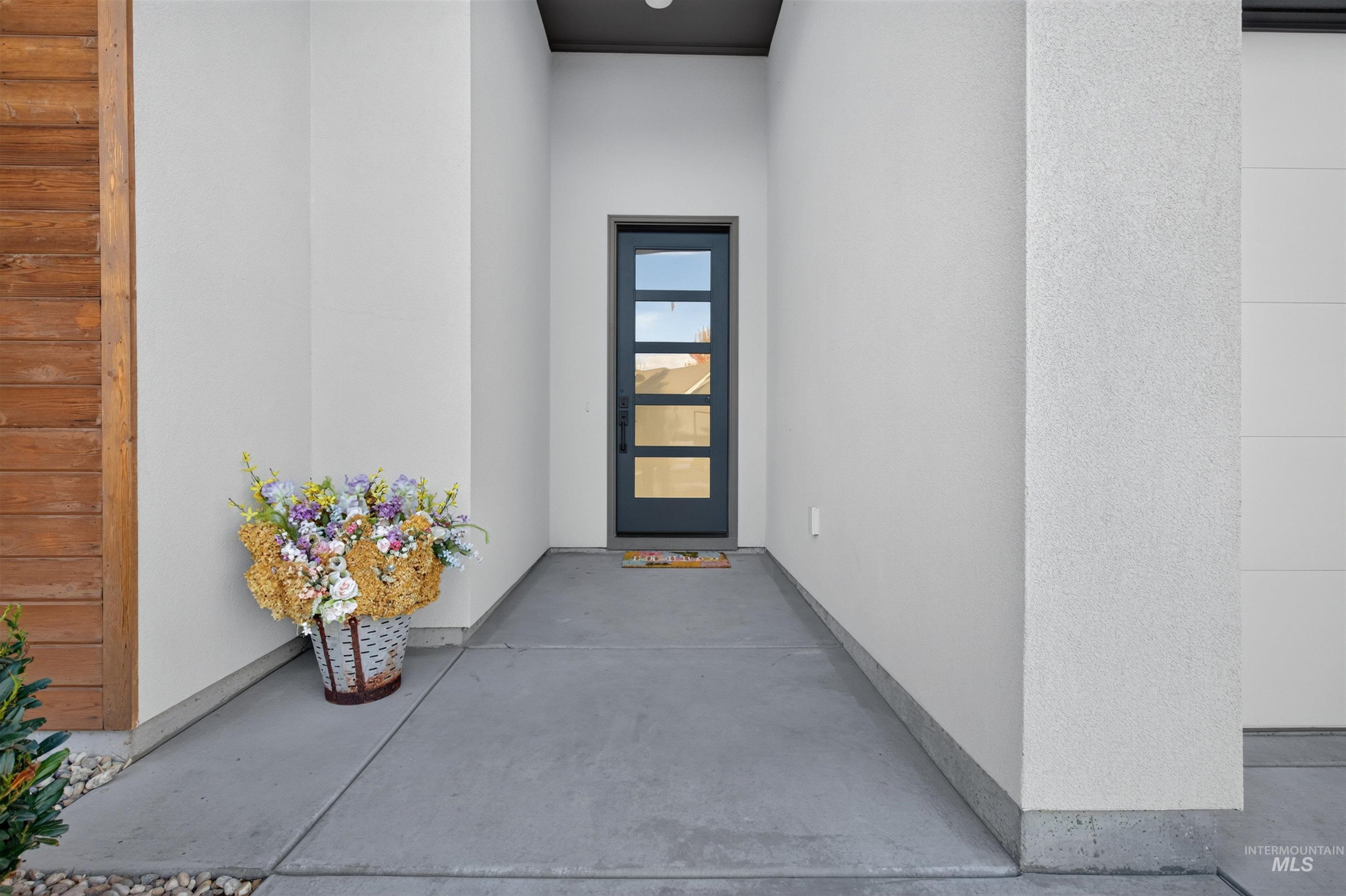4691 S Abbott Way Property Photo 6