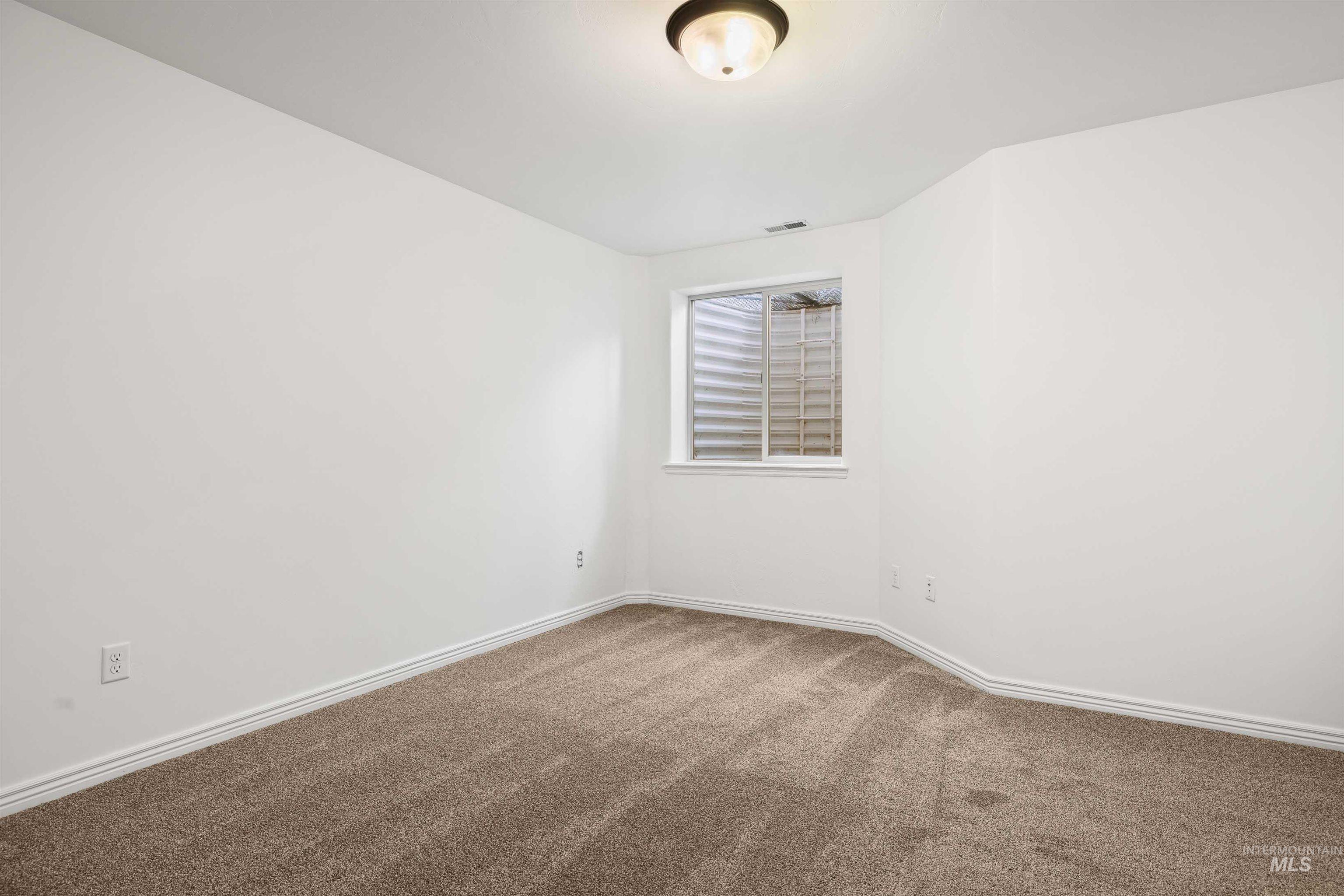 3602 E 3880 N Property Photo 29