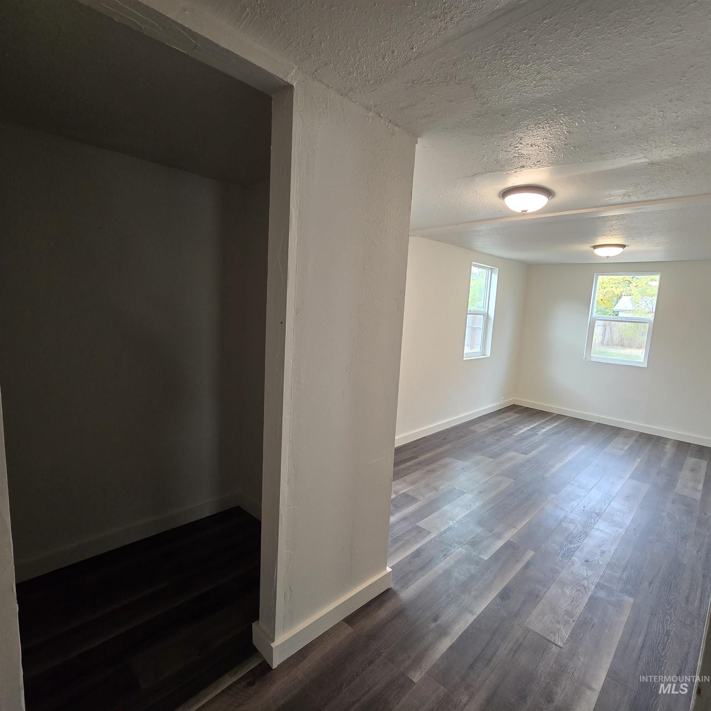 907 N 7th St Property Photo 16