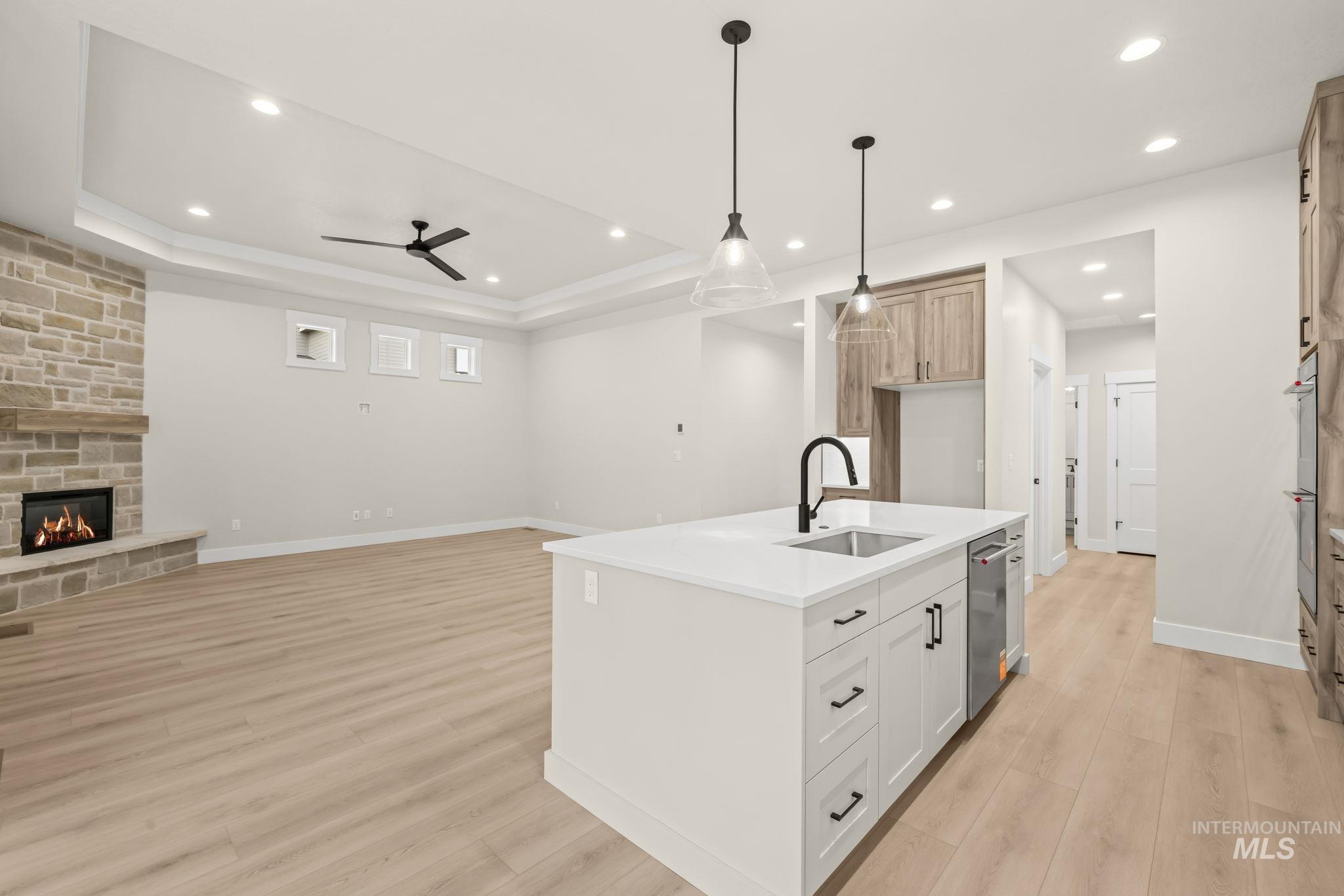 370 E Diesel Way Property Photo 17