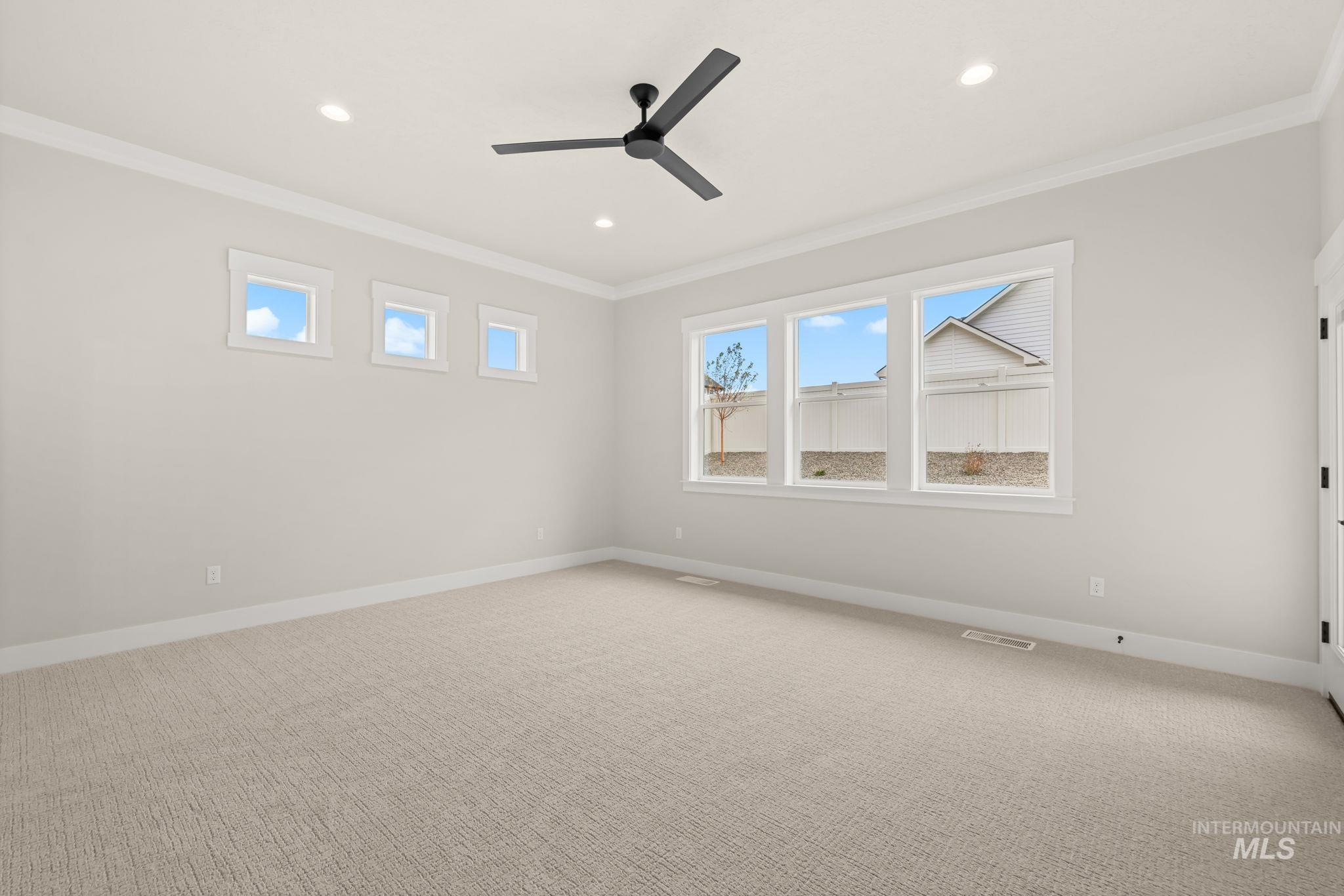 370 E Diesel Way Property Photo 25