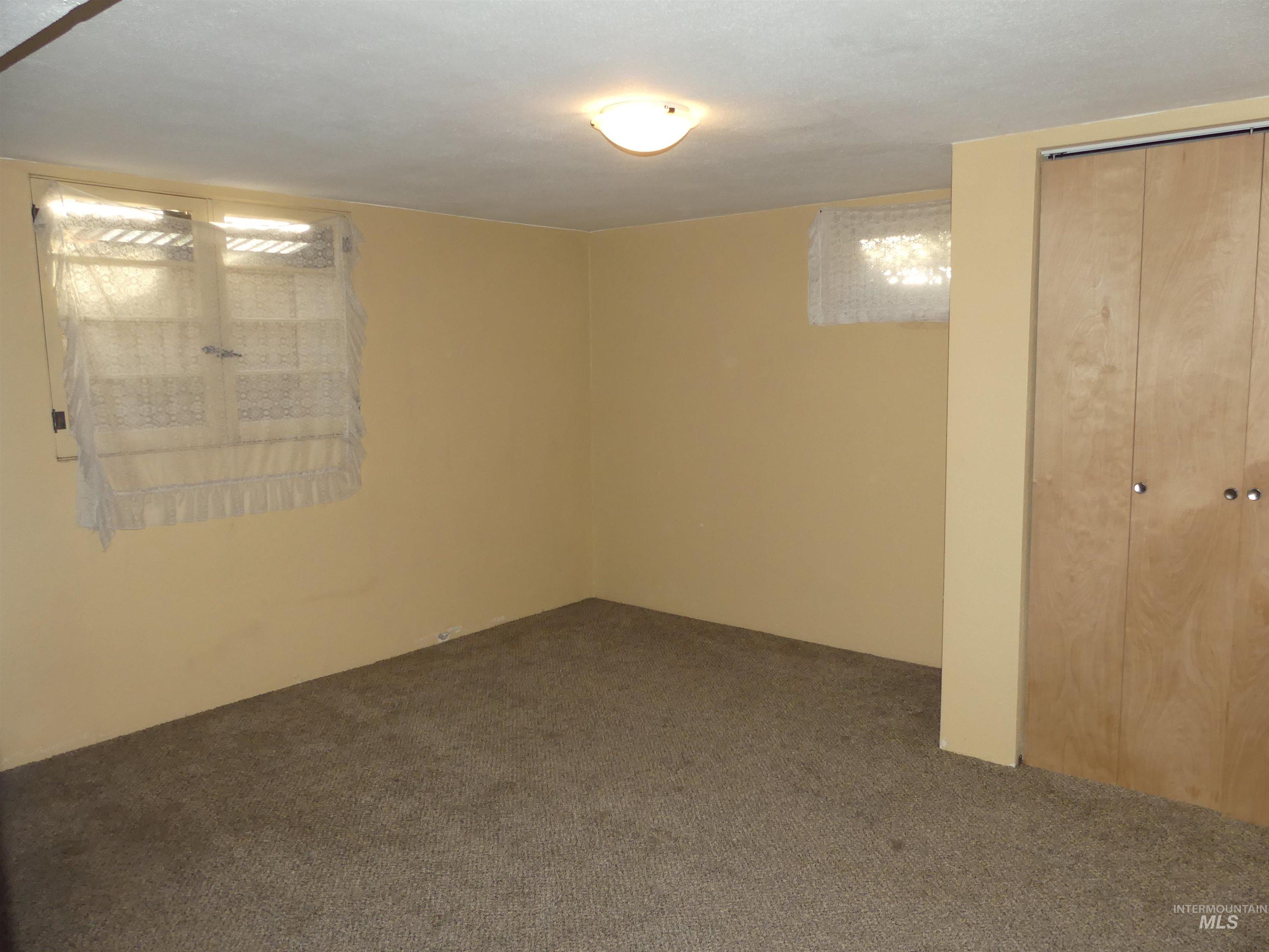 1121 10th St Property Photo 37