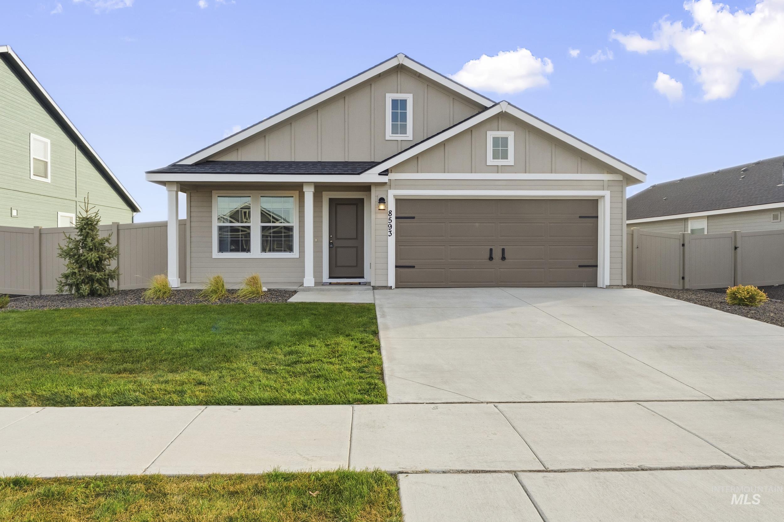 8593 E Velvet Ash Property Photo 1