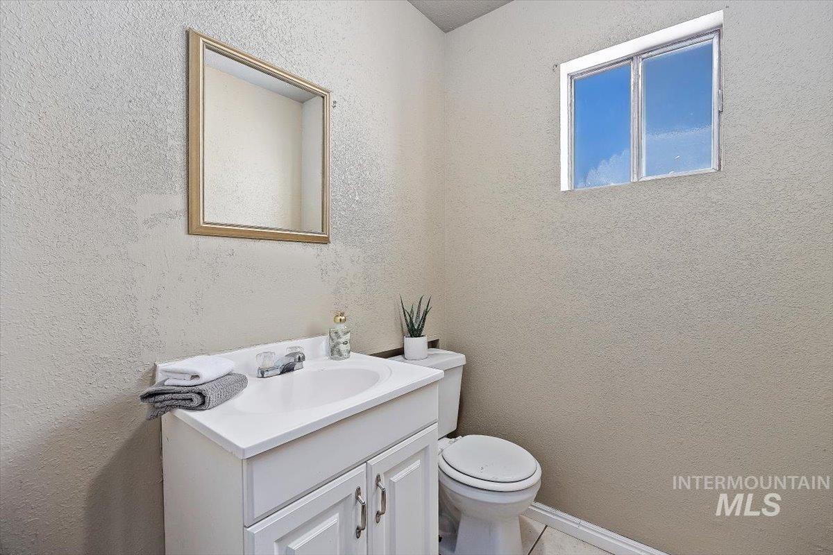 75 N Clark Property Photo 24