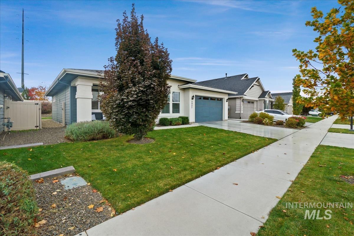 5827 W Riva Capri St Property Photo 3