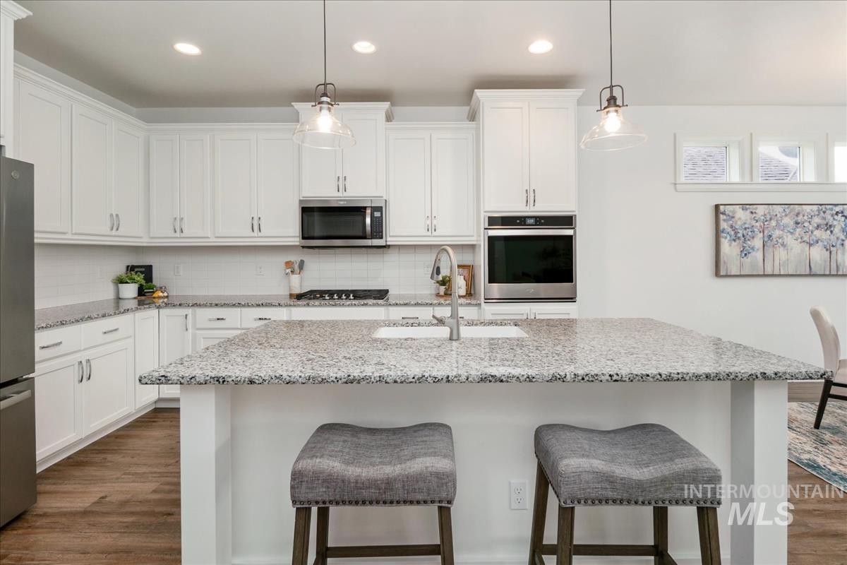 5827 W Riva Capri St Property Photo 8