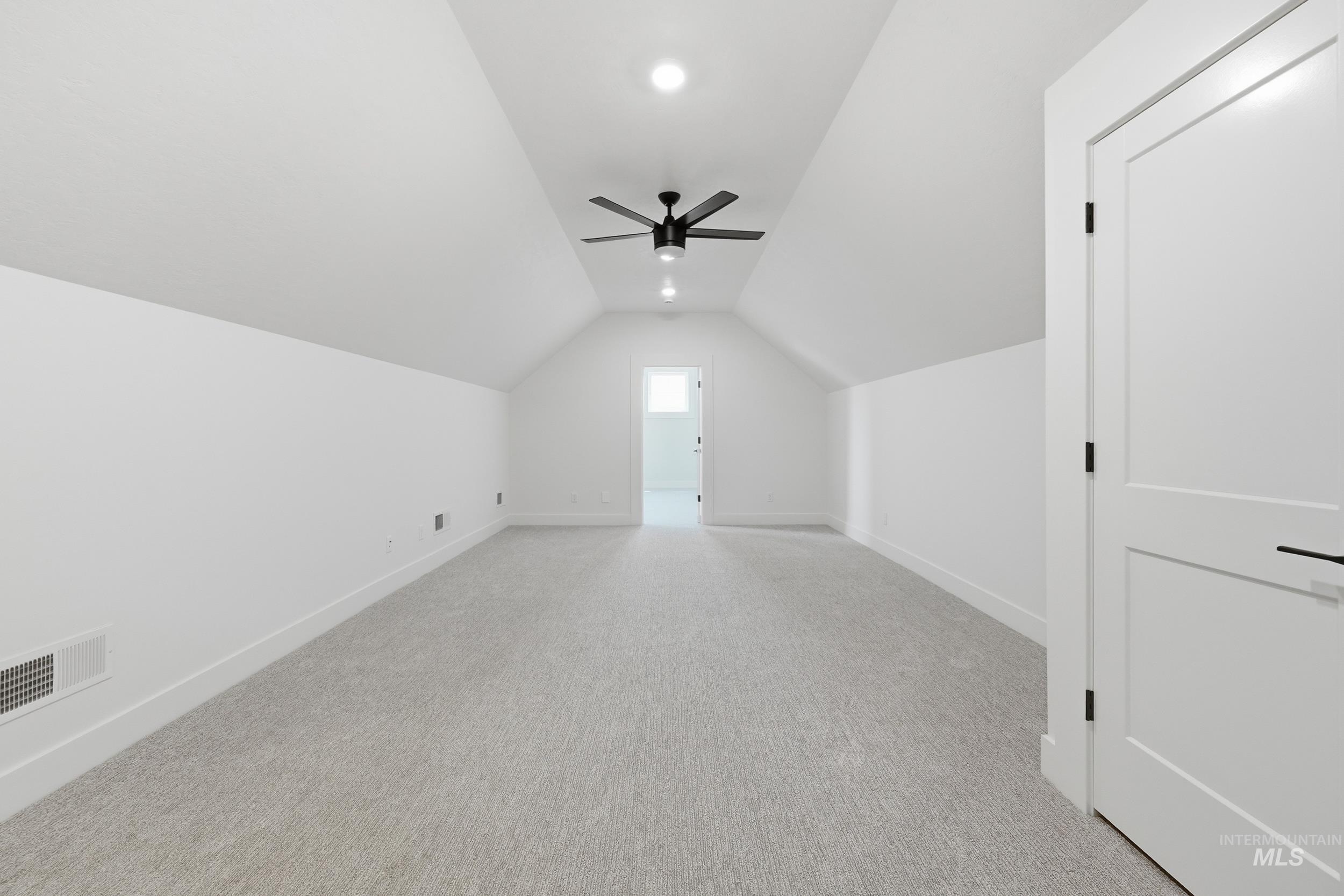 12687 Draft St. Property Photo 34