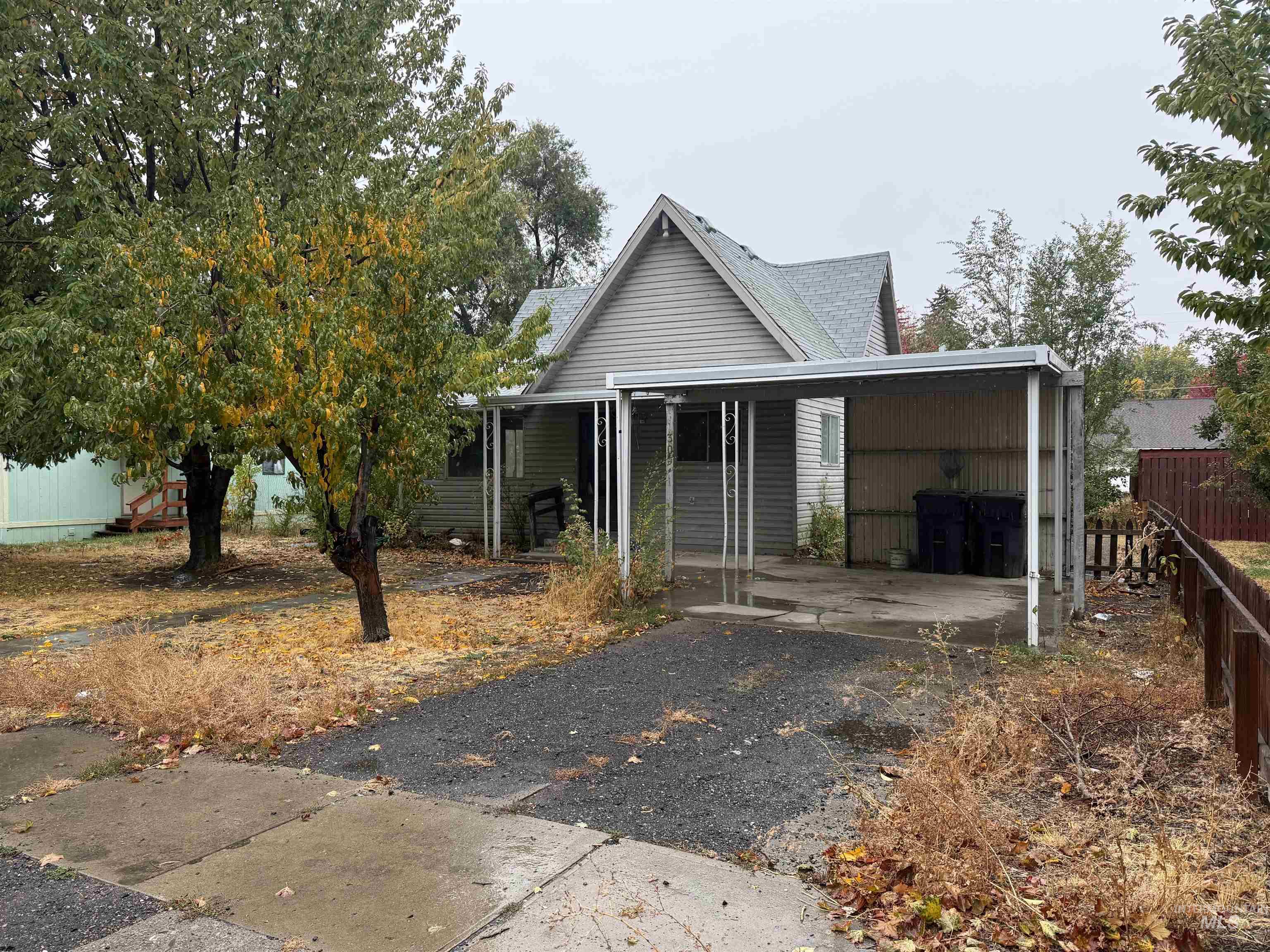 309 N Birch St. Property Photo 1