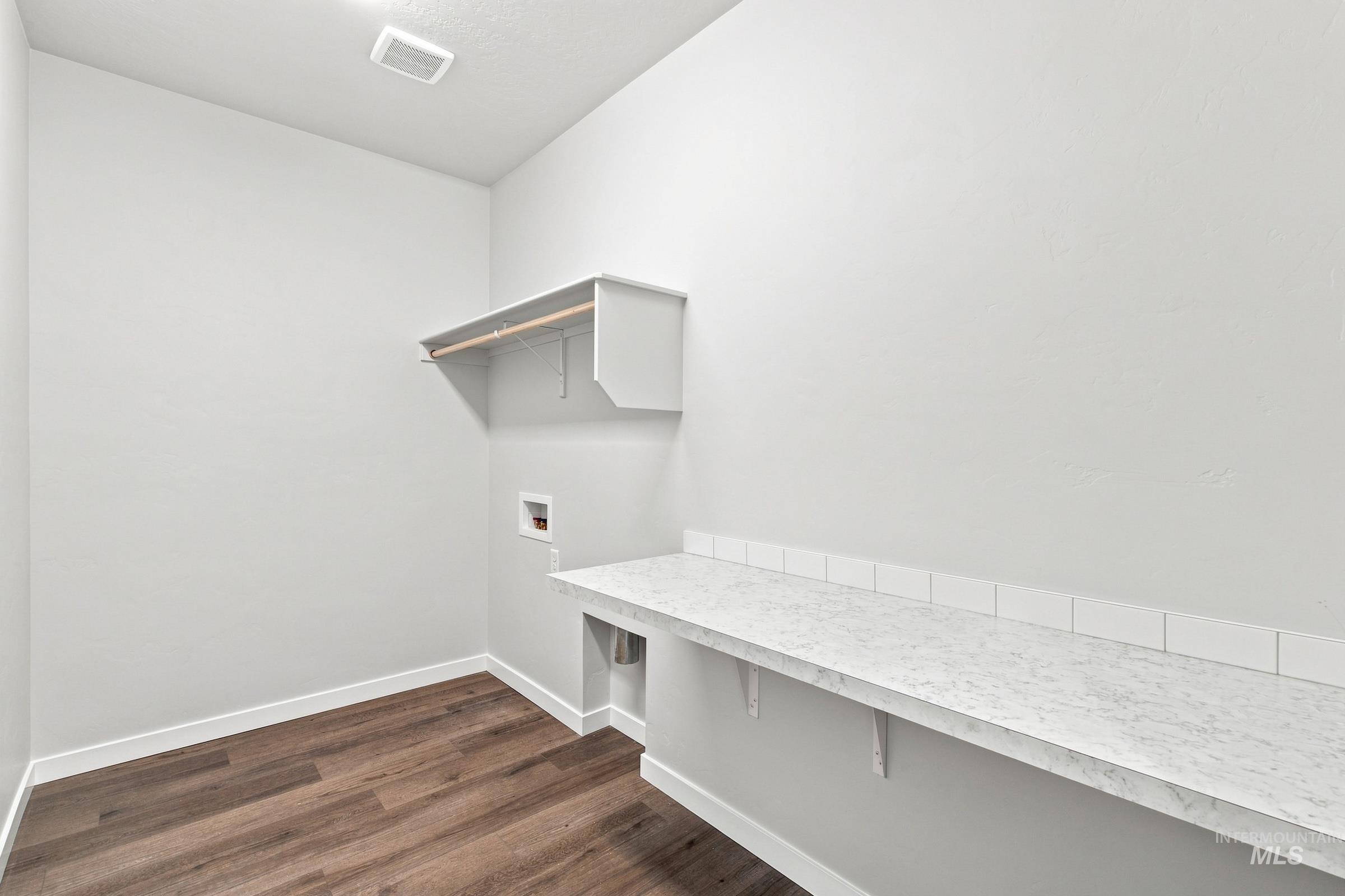 5431 E Sublette St Property Photo 21