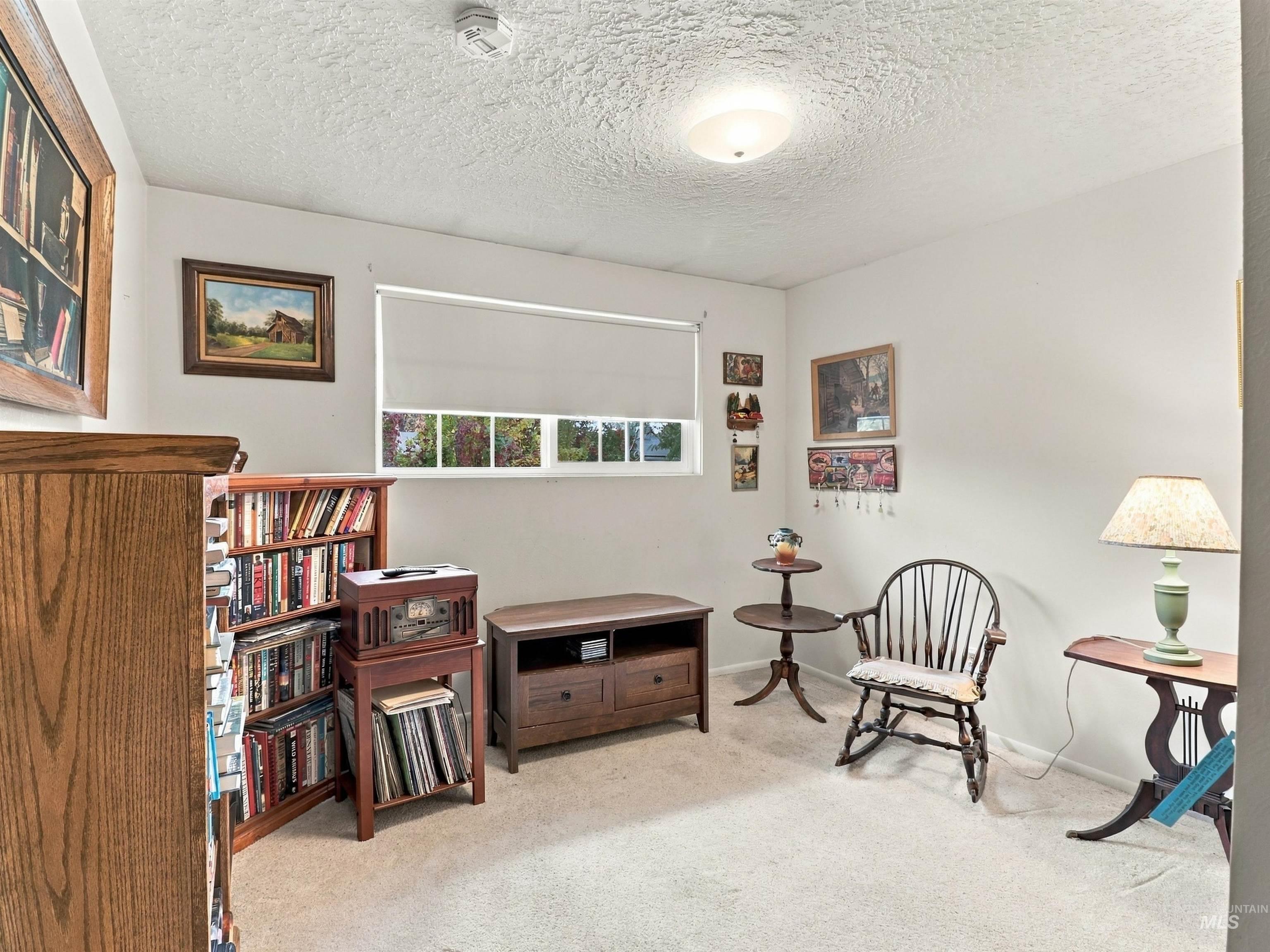 8635 W Winchester Property Photo 23