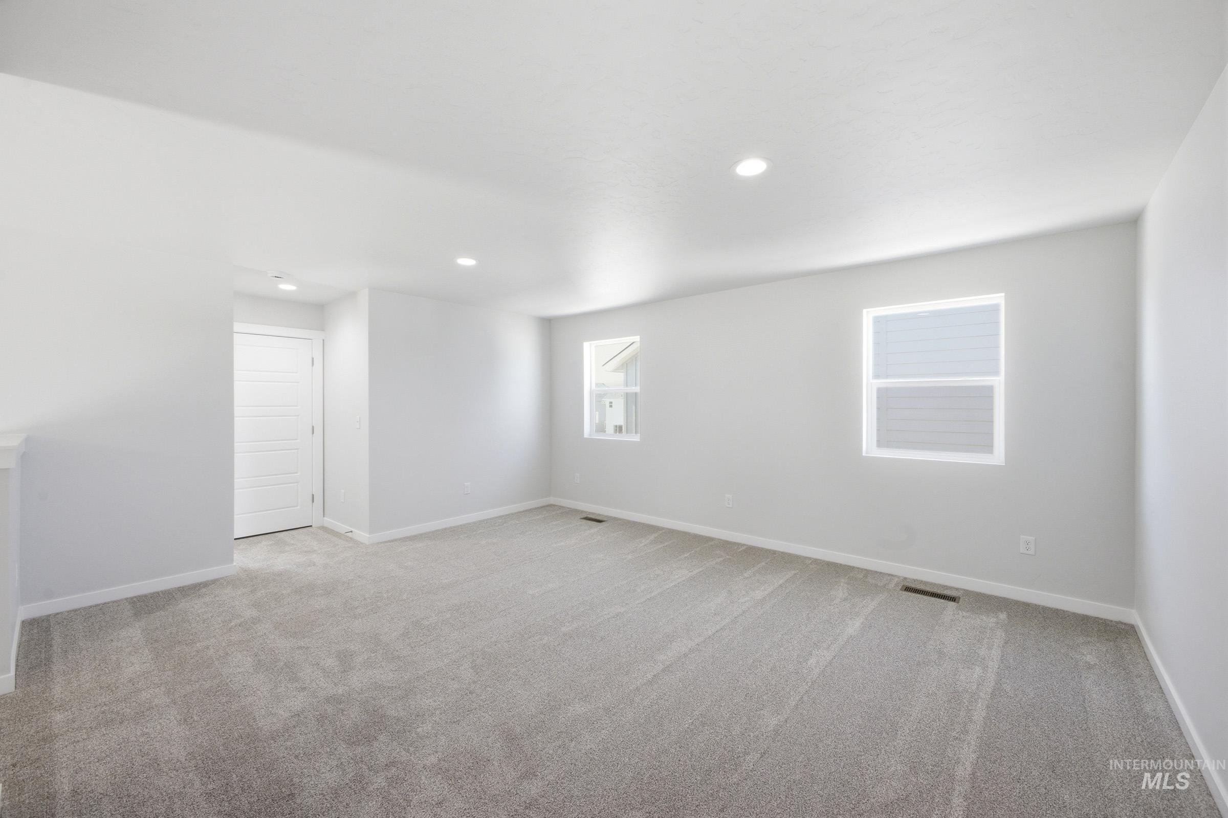 6905 S Lumberton Way Property Photo 13