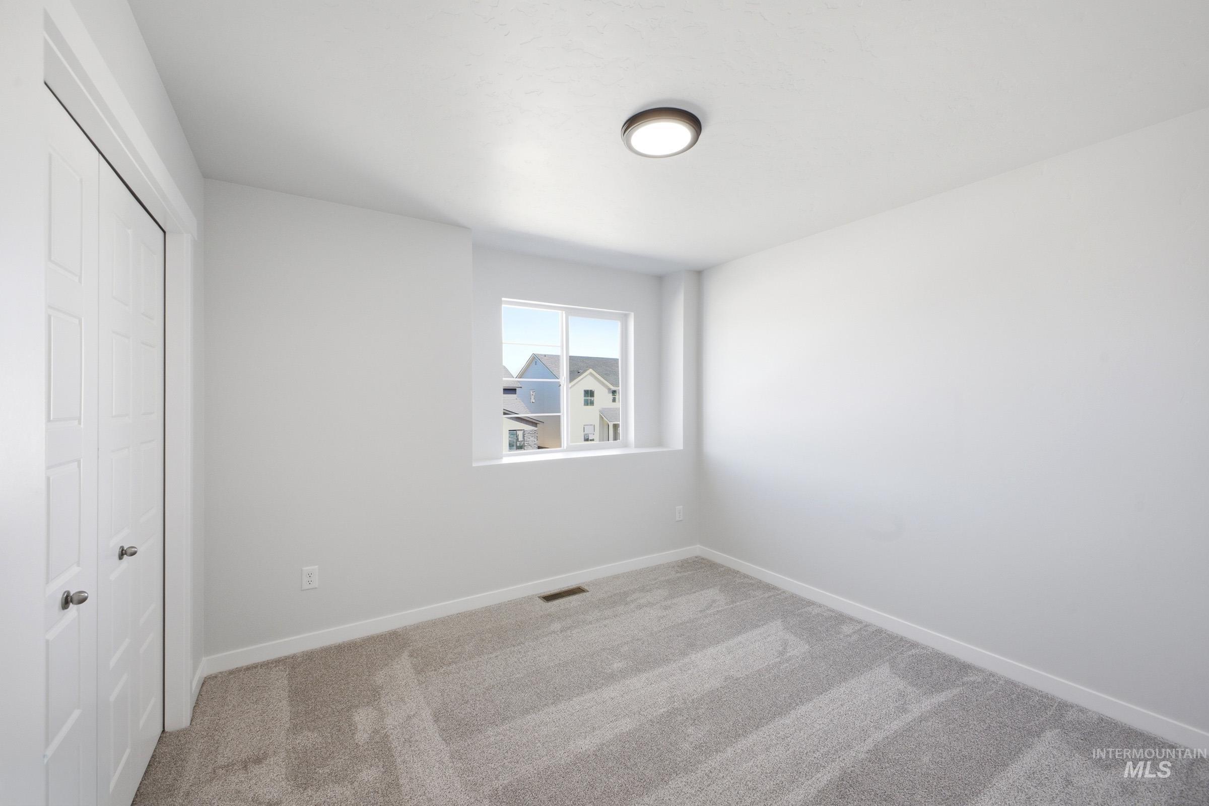 6905 S Lumberton Way Property Photo 15