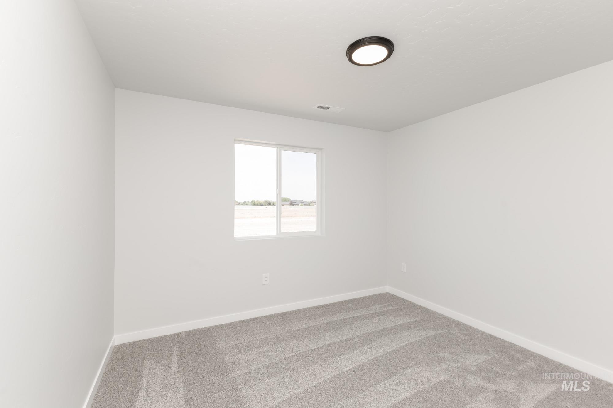 16872 Grain Bin Way Property Photo 12