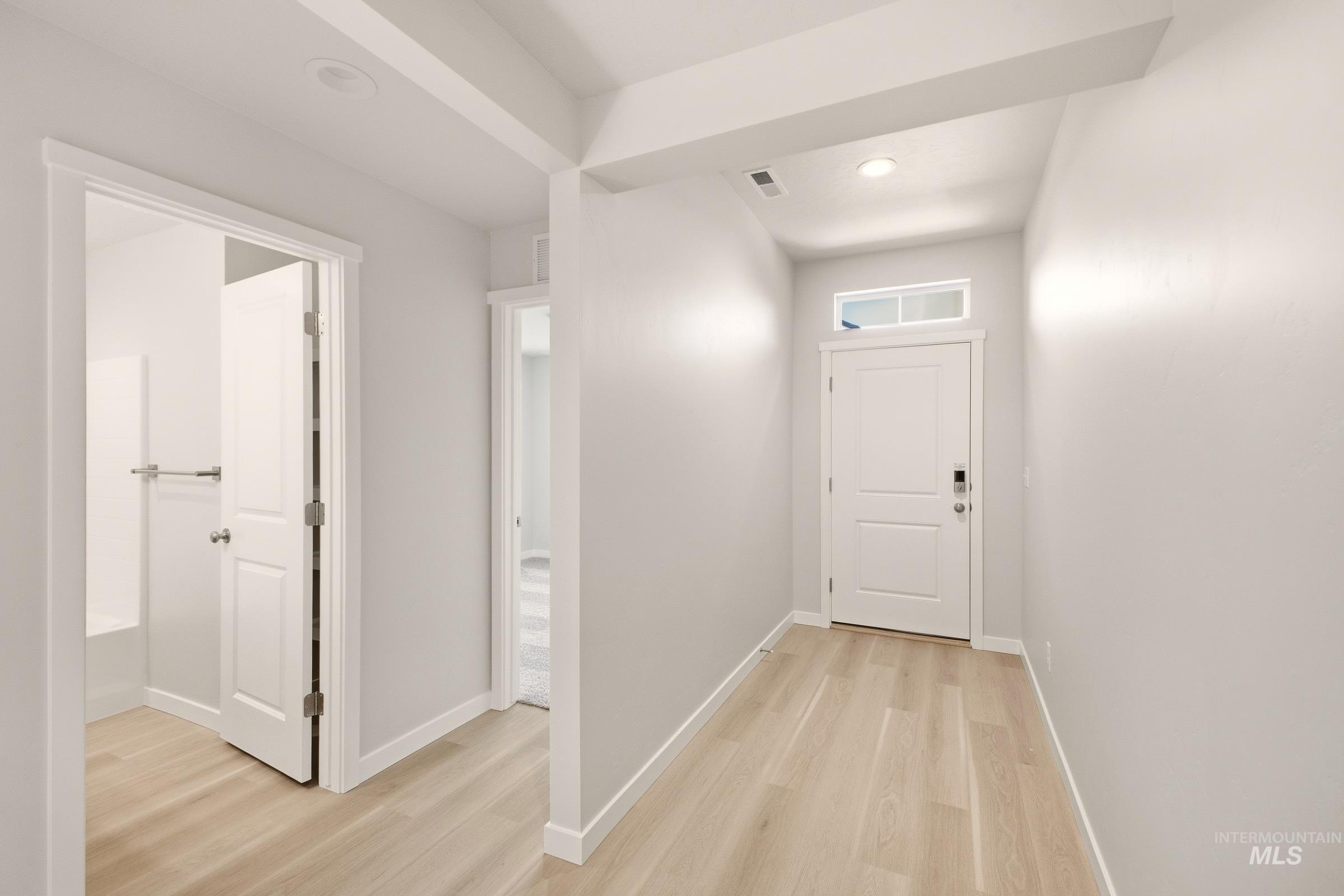 608 Rosemary Ave Property Photo 2