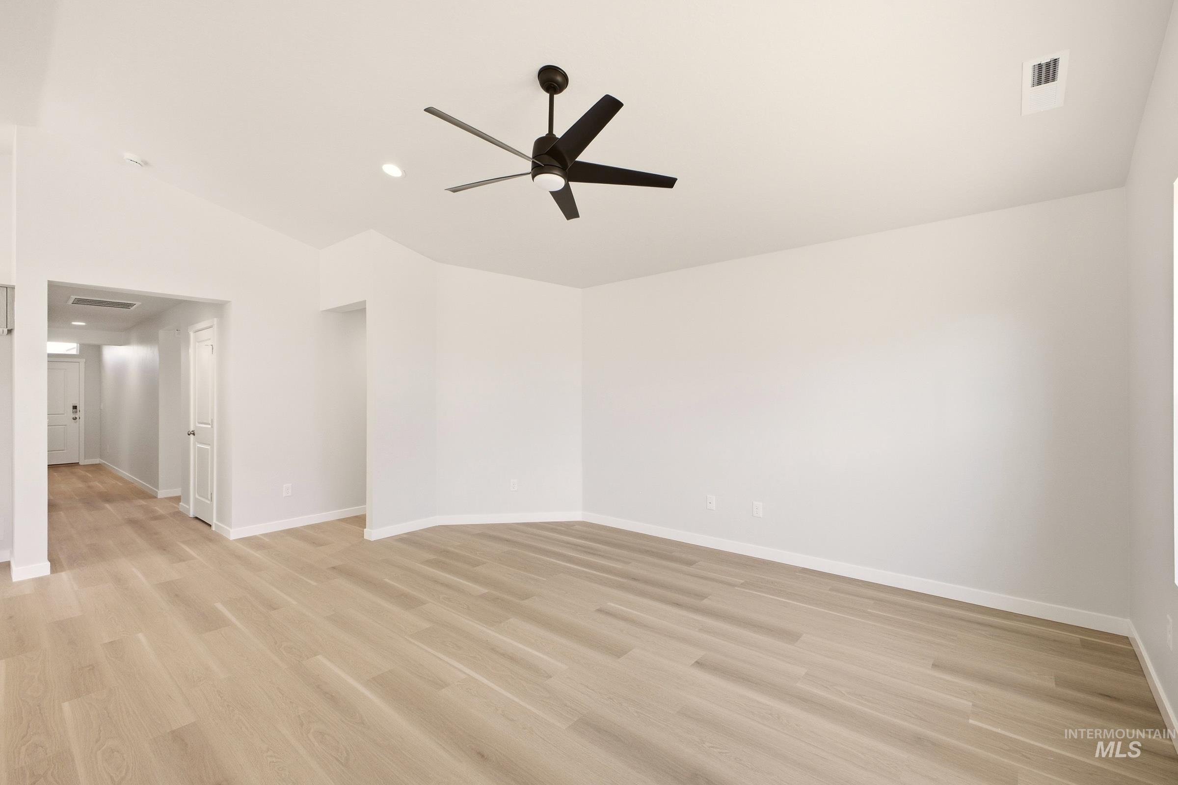608 Rosemary Ave Property Photo 8
