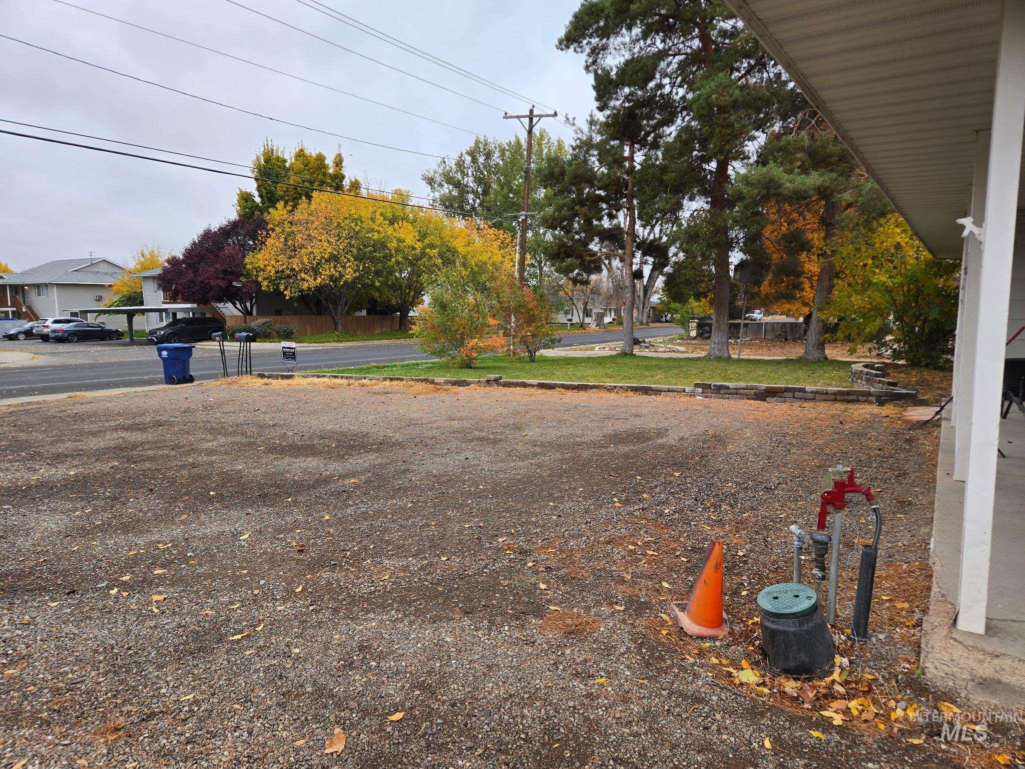 2163 Elizabeth Boulevard Property Photo 6