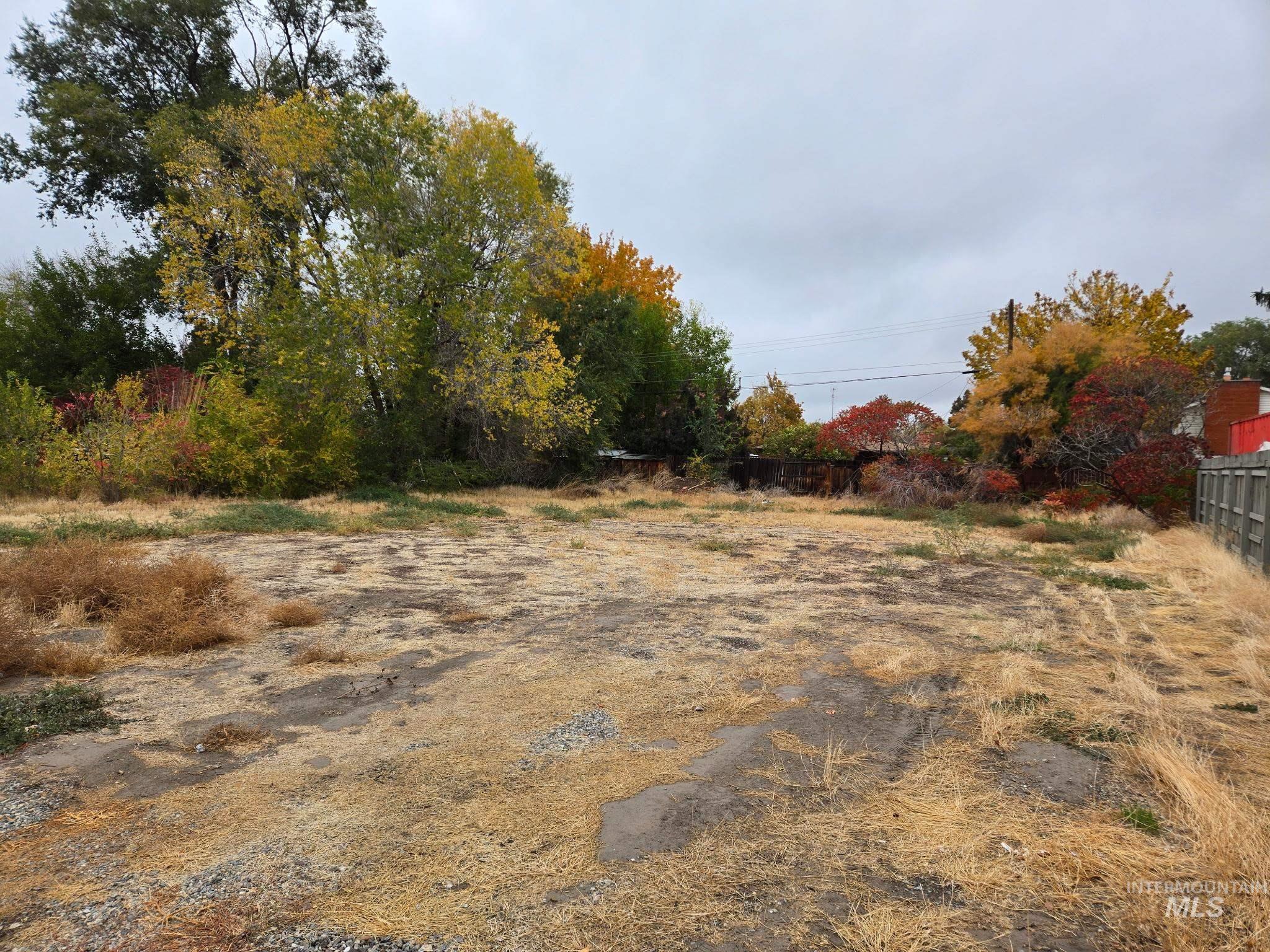 2163 Elizabeth Boulevard Property Photo 8