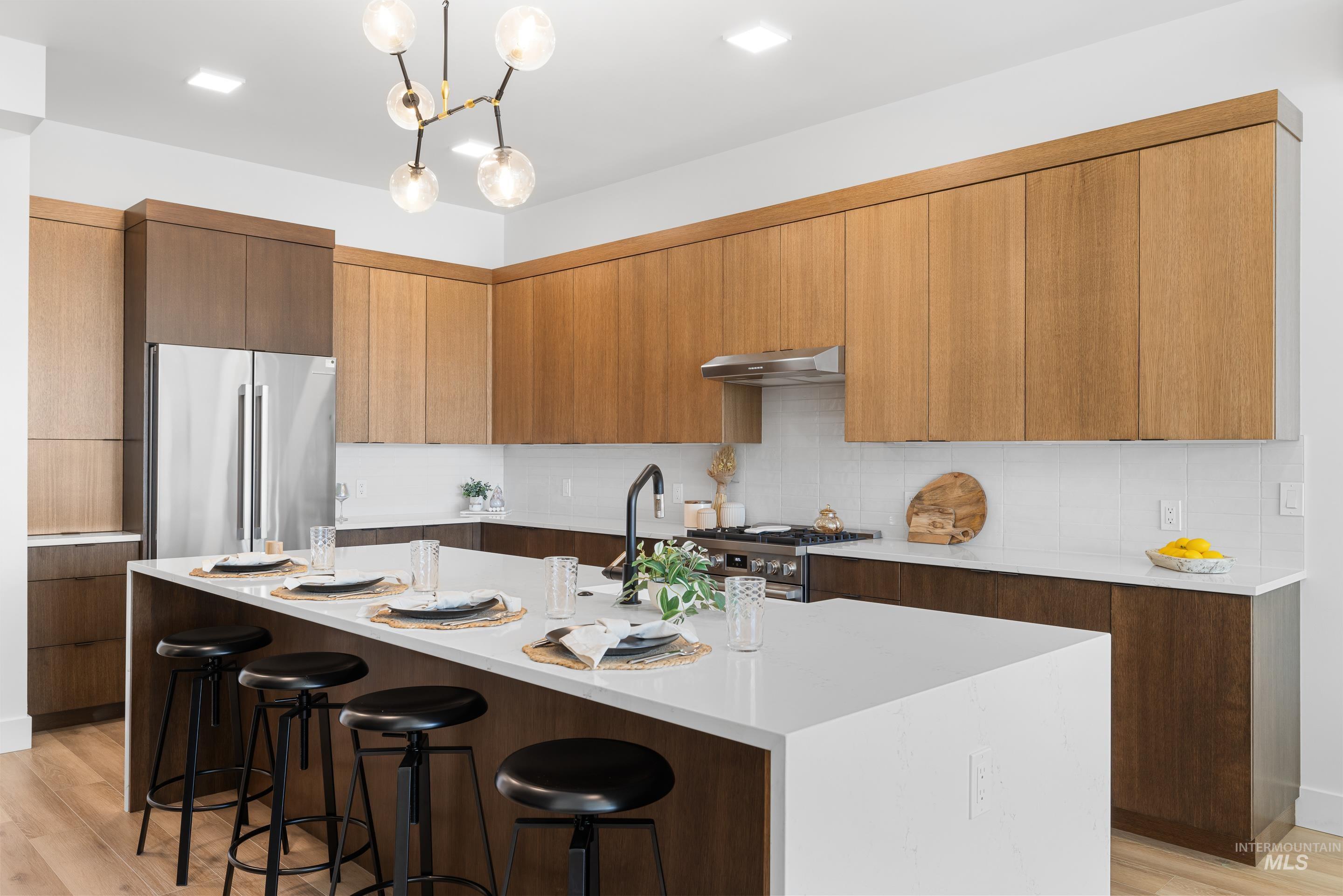 55 E State St Property Photo 3