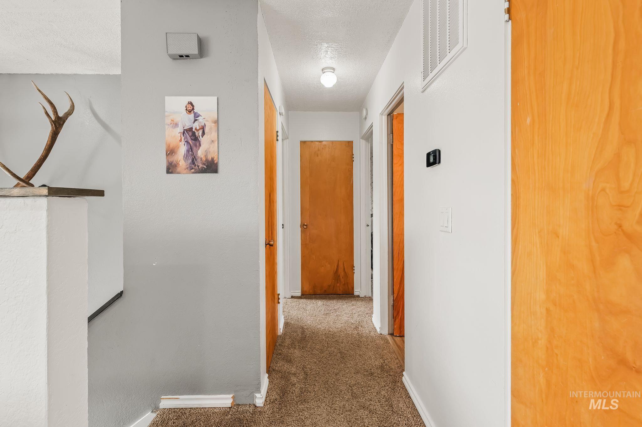 609 Linden Ave Property Photo 15