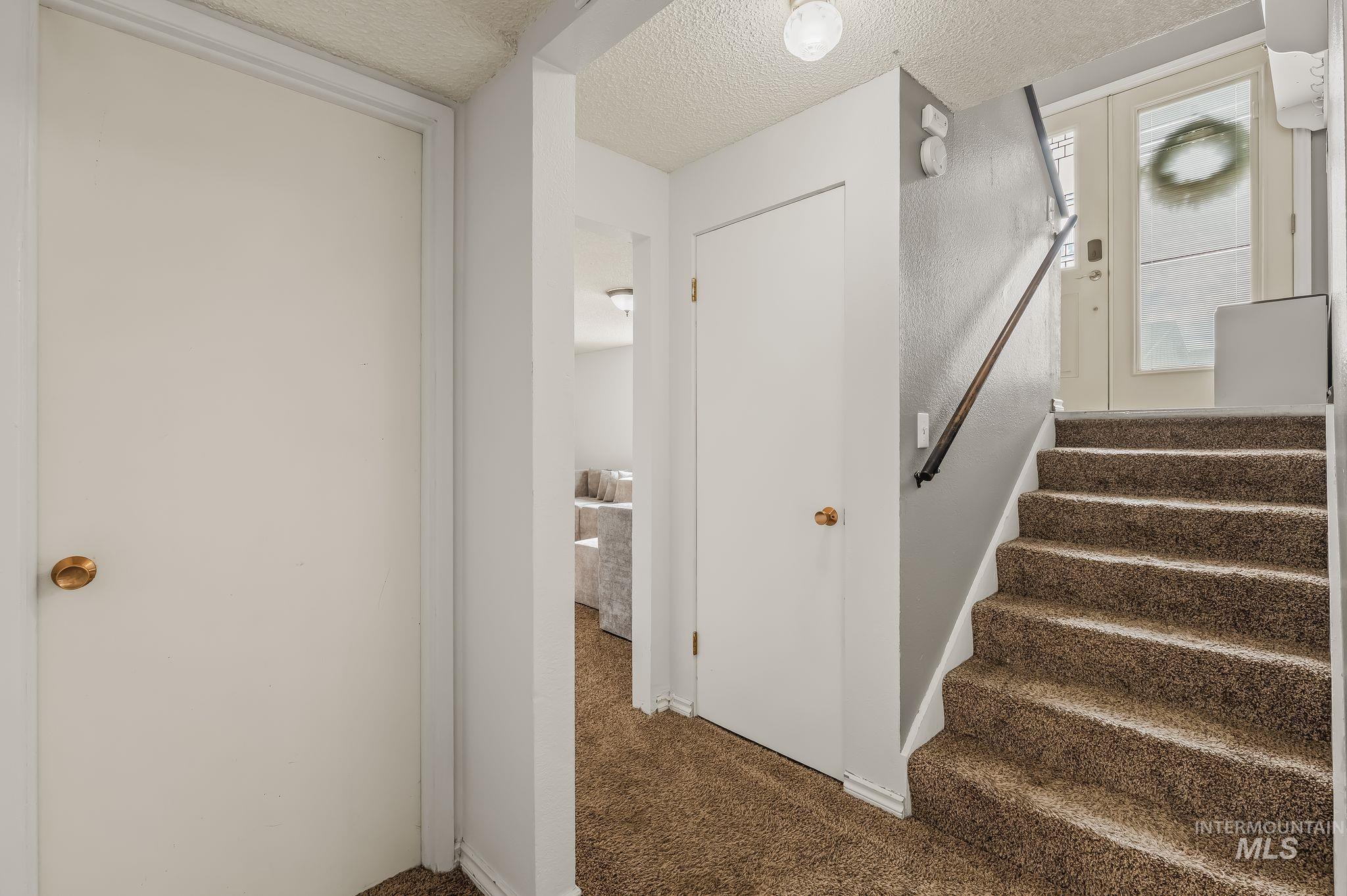609 Linden Ave Property Photo 20
