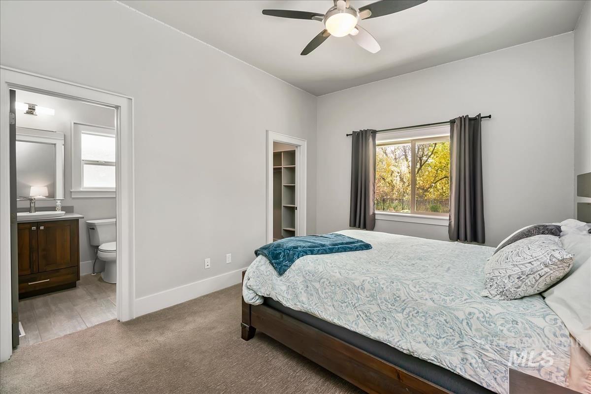 9451 W Deerfawn Drive Property Photo 24