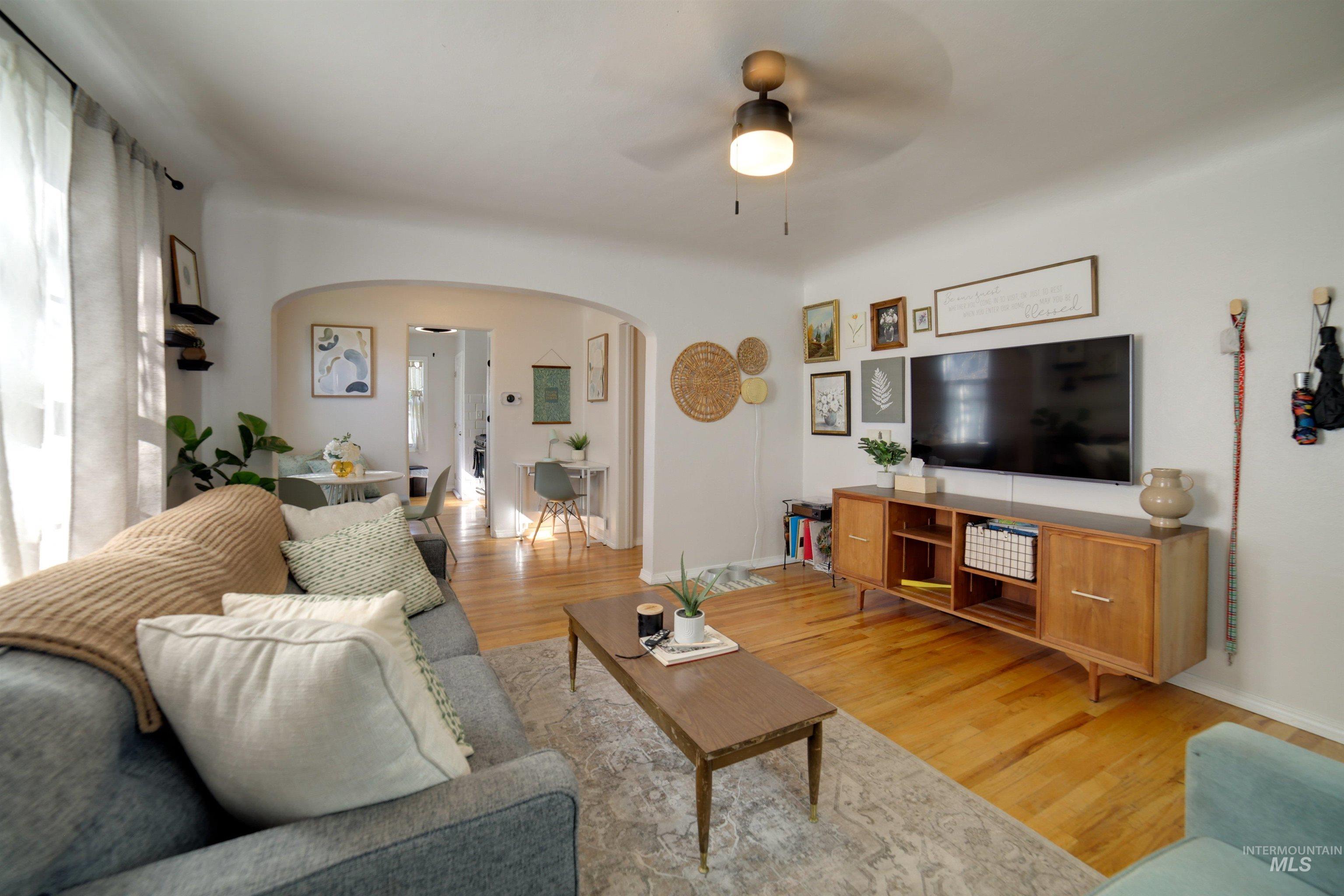 1210 Arthur Property Photo 7