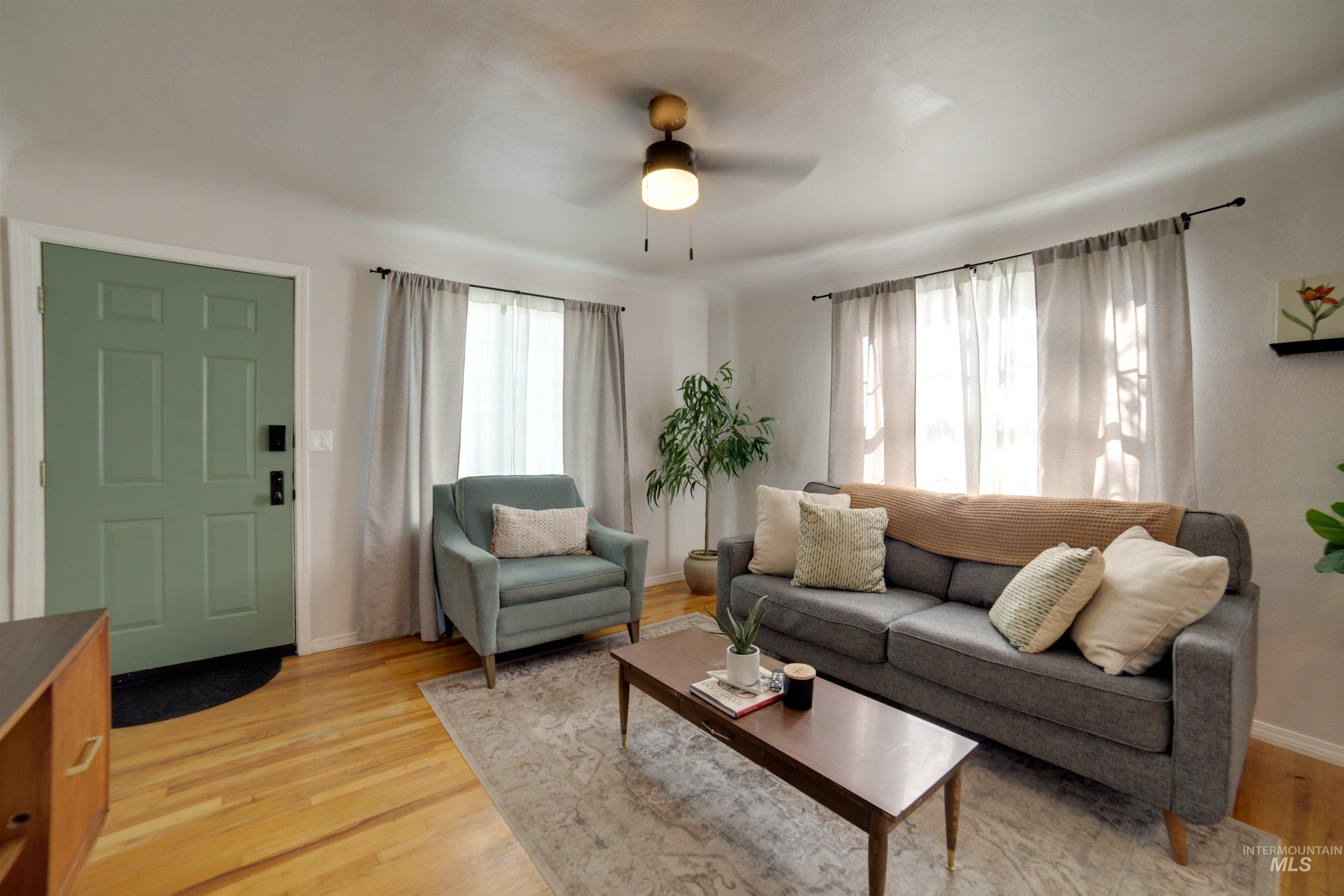 1210 Arthur Property Photo 8