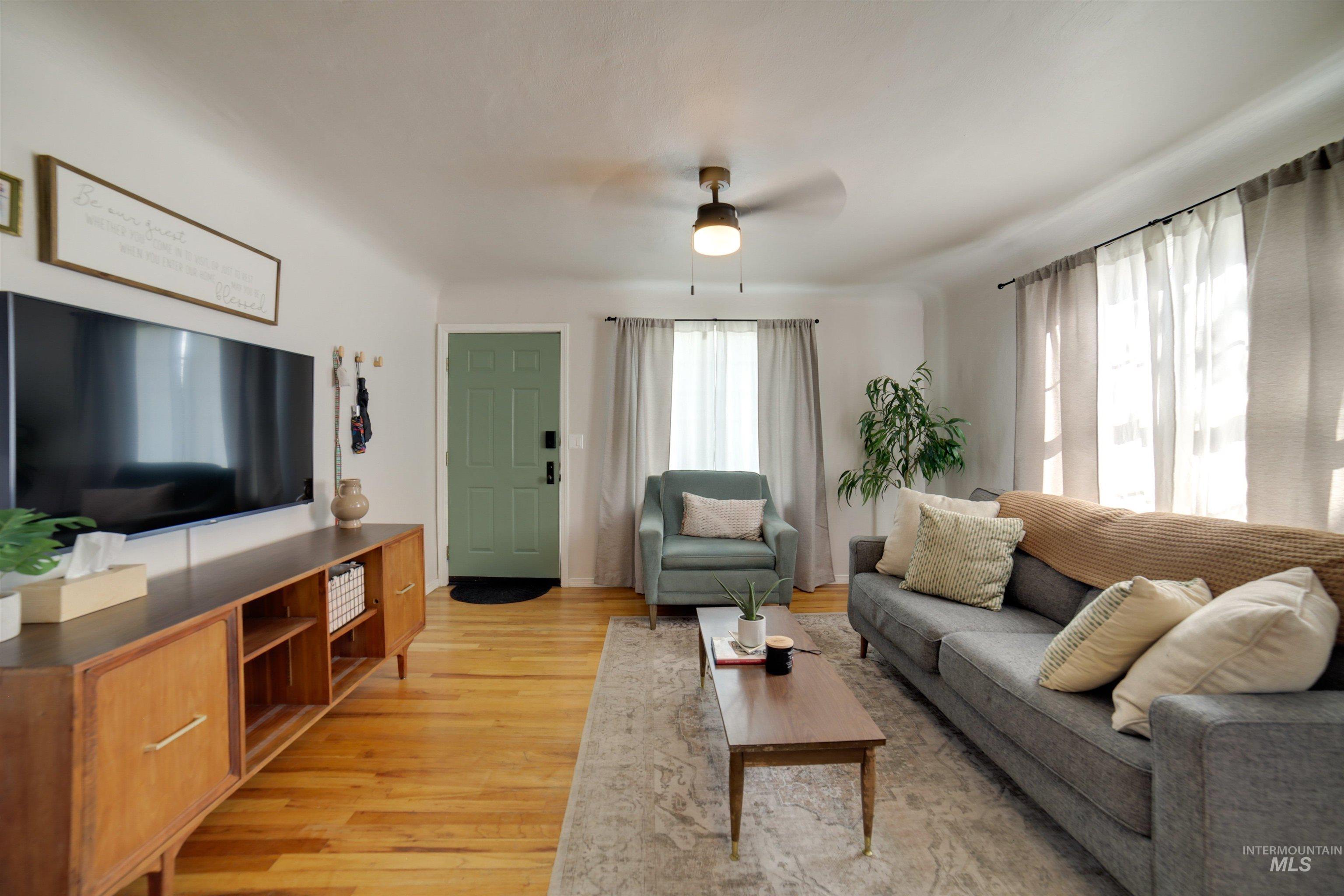1210 Arthur Property Photo 9